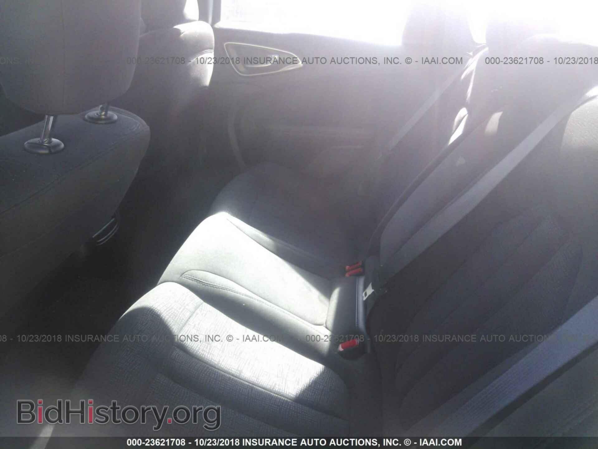 2016 Chrysler 200 - VIN: 1C3CCCFB3GN185953 - Фото 8