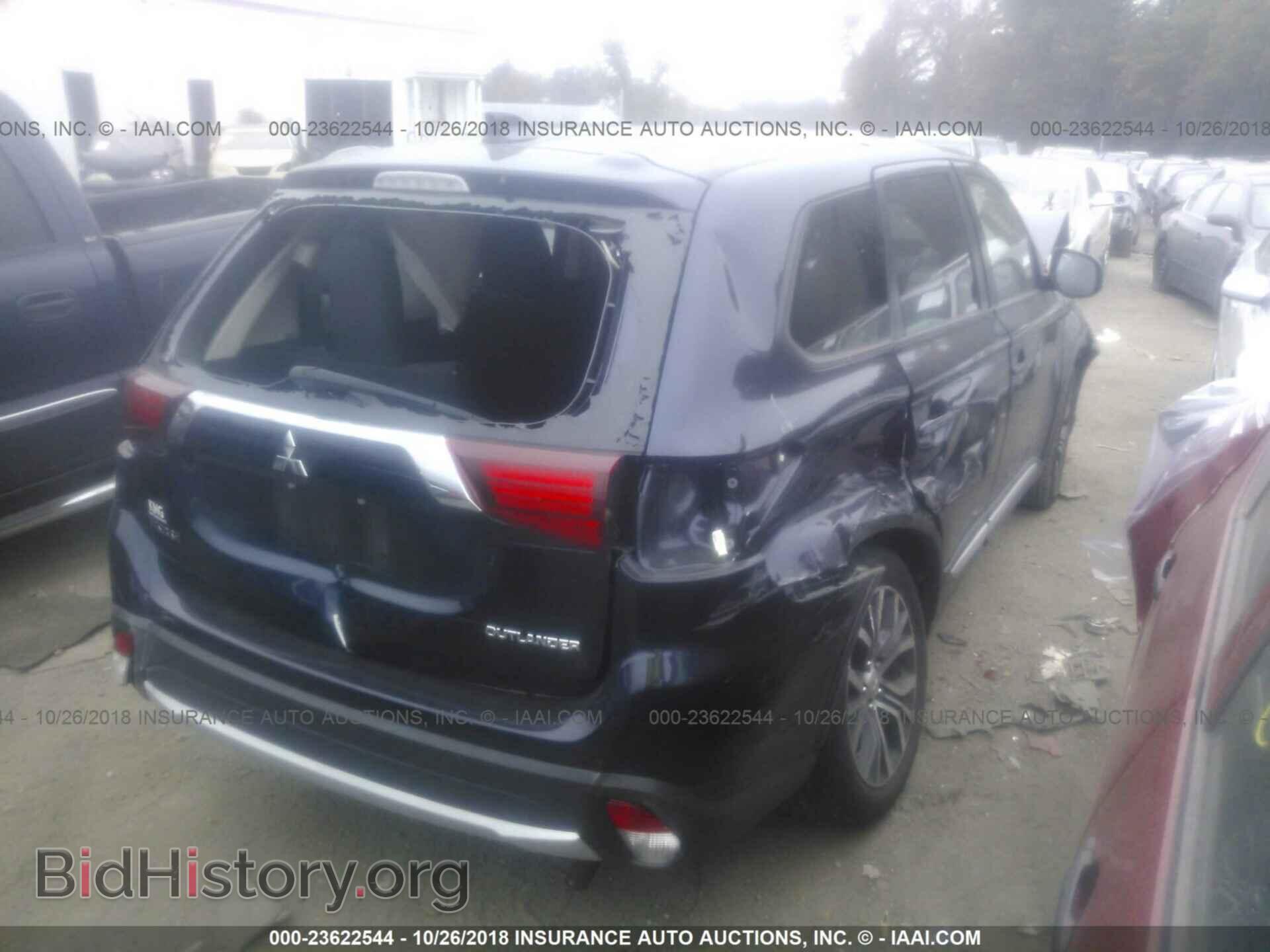 2017 Mitsubishi Outlander - VIN: JA4AD2A3XHZ015409 - Фото 4