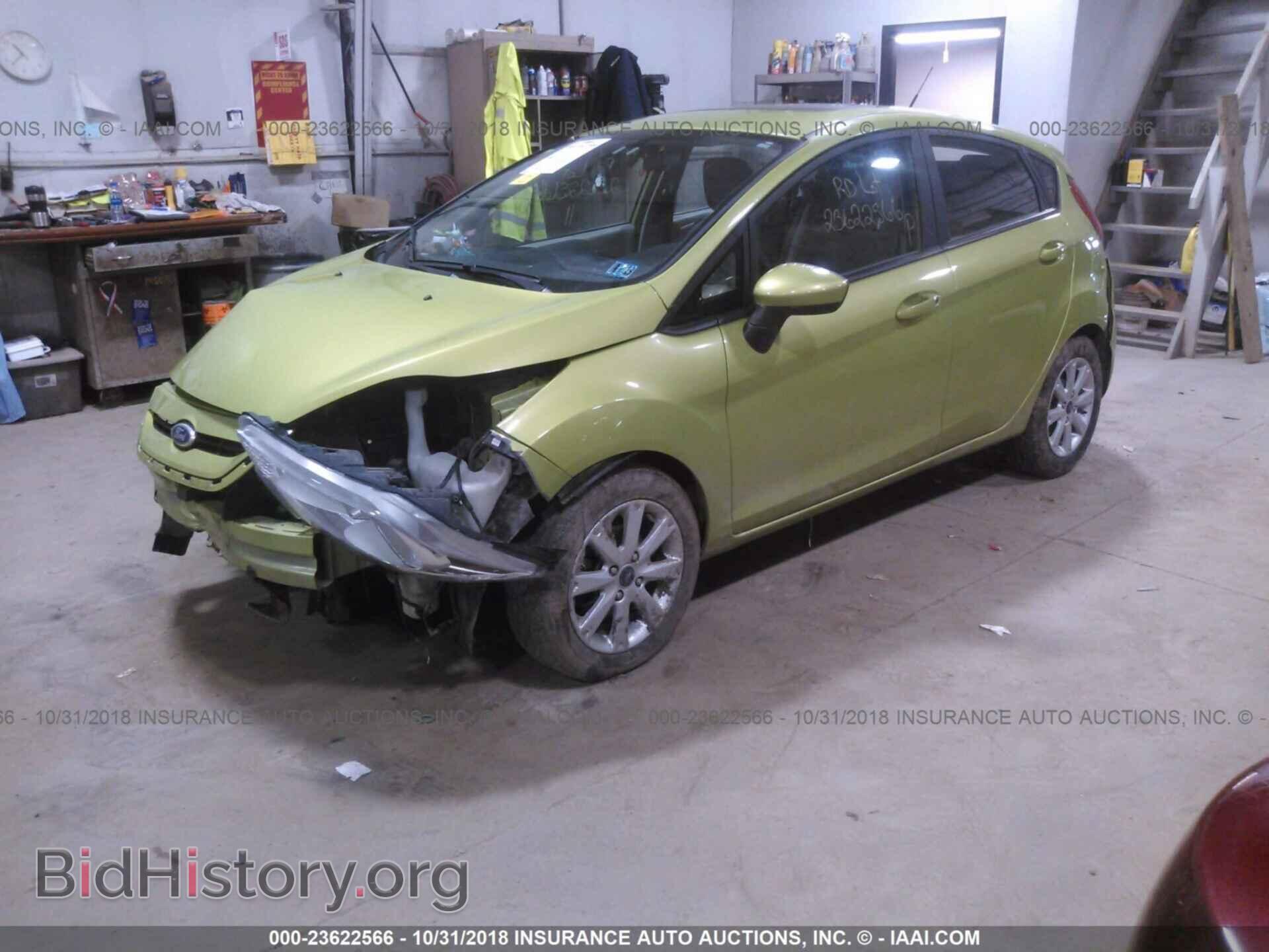 2011 Ford Fiesta - VIN: 3FADP4EJ6BM113754 - Фото 2
