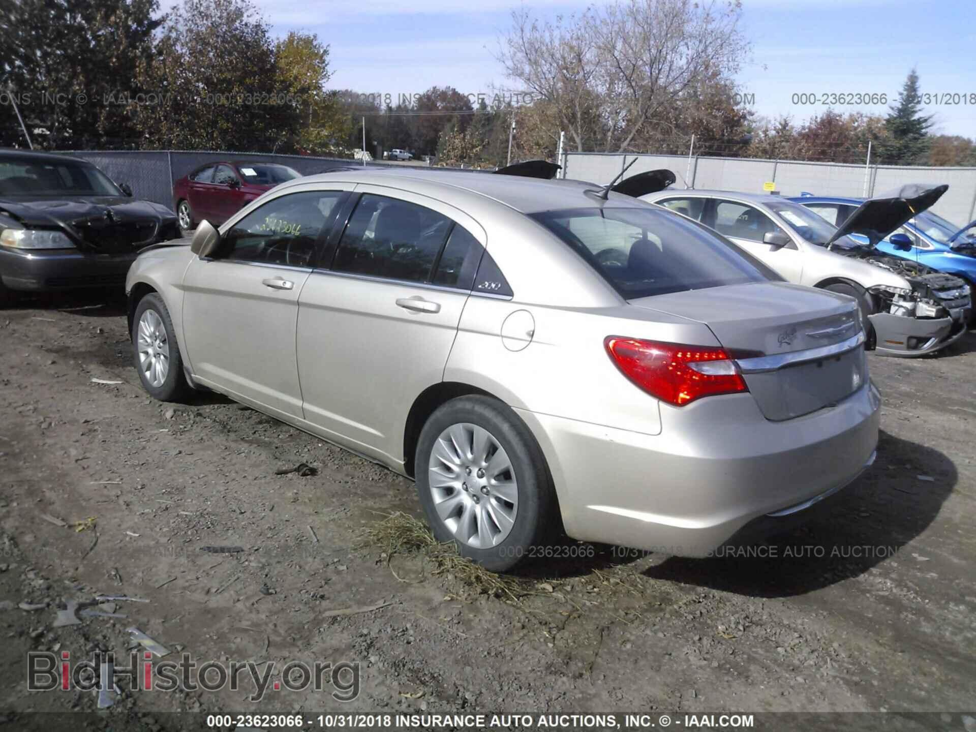 2014 Chrysler 200 - VIN: 1C3CCBAB4EN237198 - Фото 3