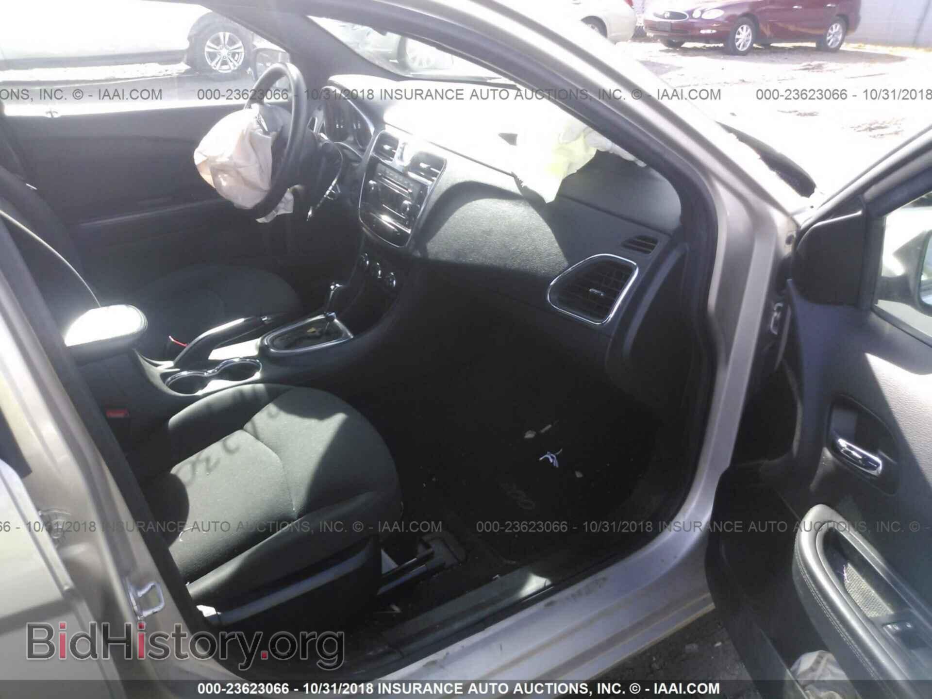 2014 Chrysler 200 - VIN: 1C3CCBAB4EN237198 - Фото 5