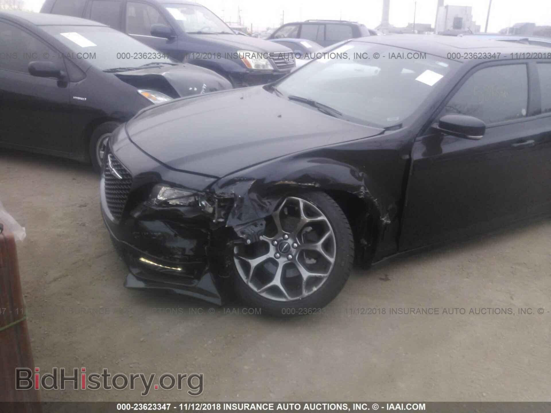 2018 Chrysler 300 - VIN: 2C3CCABGXJH296117 - Фото 6