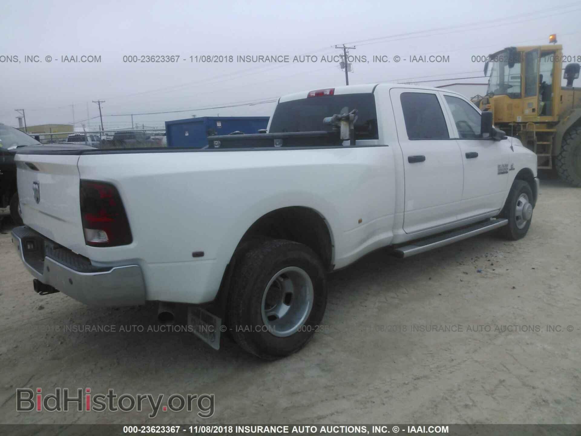 2013 Ram 3500 - VIN: 3C63RPGL2DG579142 - Photo 4