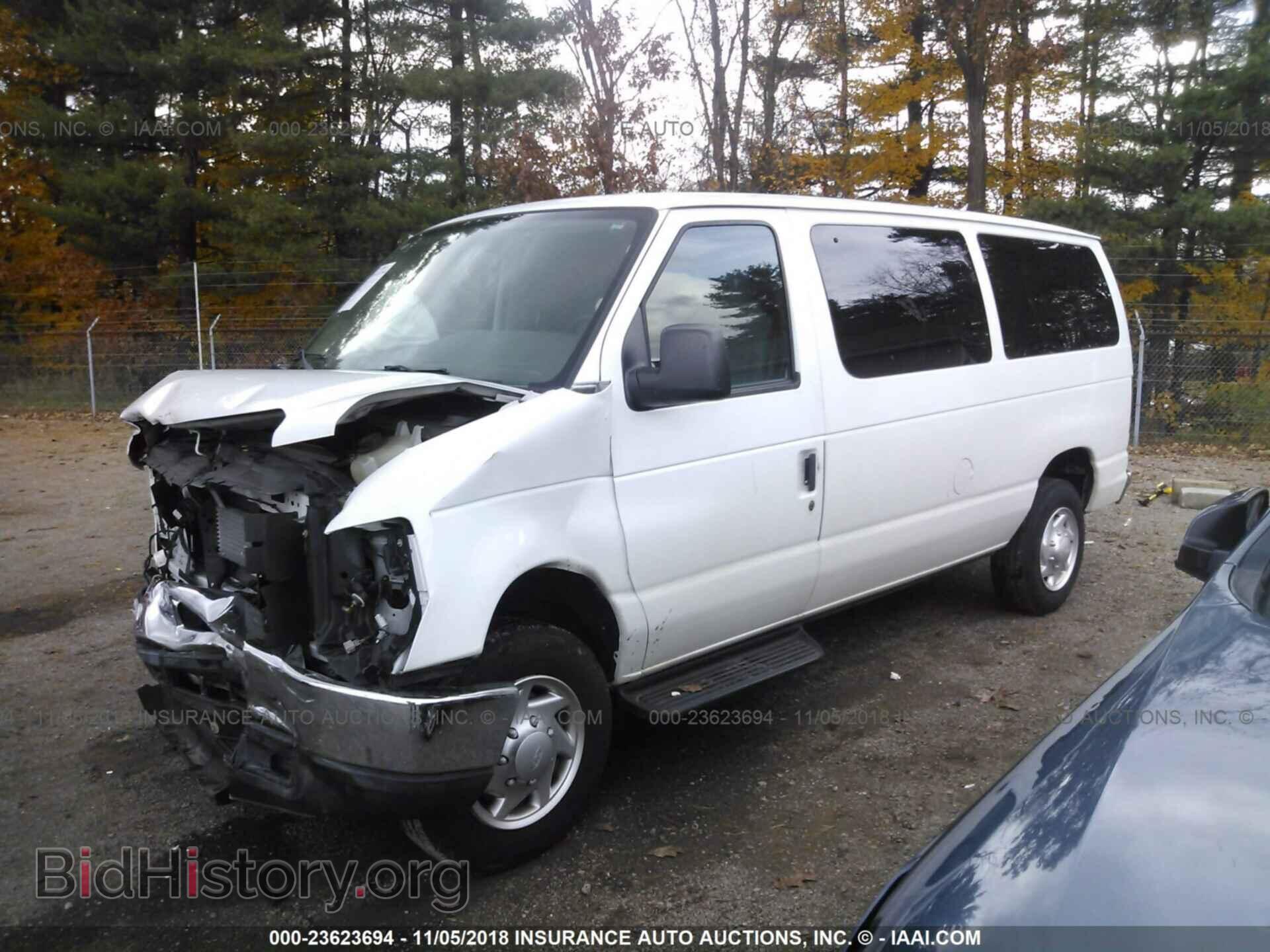 2011 Ford Econoline - VIN: 1FBNE3BL8BDA68711 - Photo 2