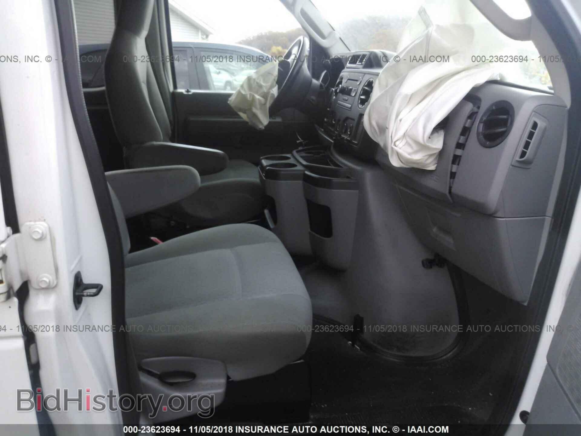 2011 Ford Econoline - VIN: 1FBNE3BL8BDA68711 - Photo 5