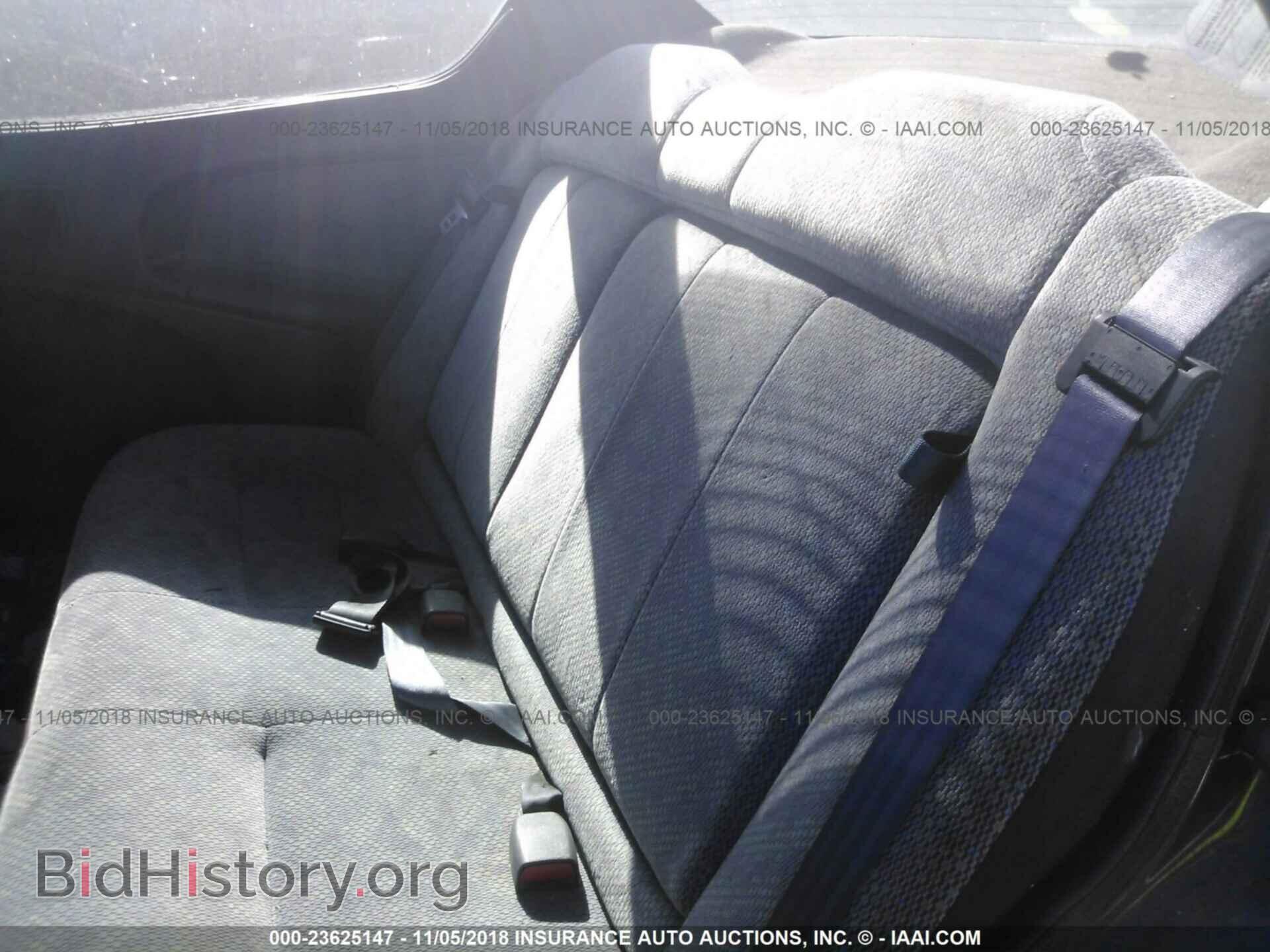 1998 DODGE NEON - VIN: 1B3ES47C8WD742916 - Фото 8