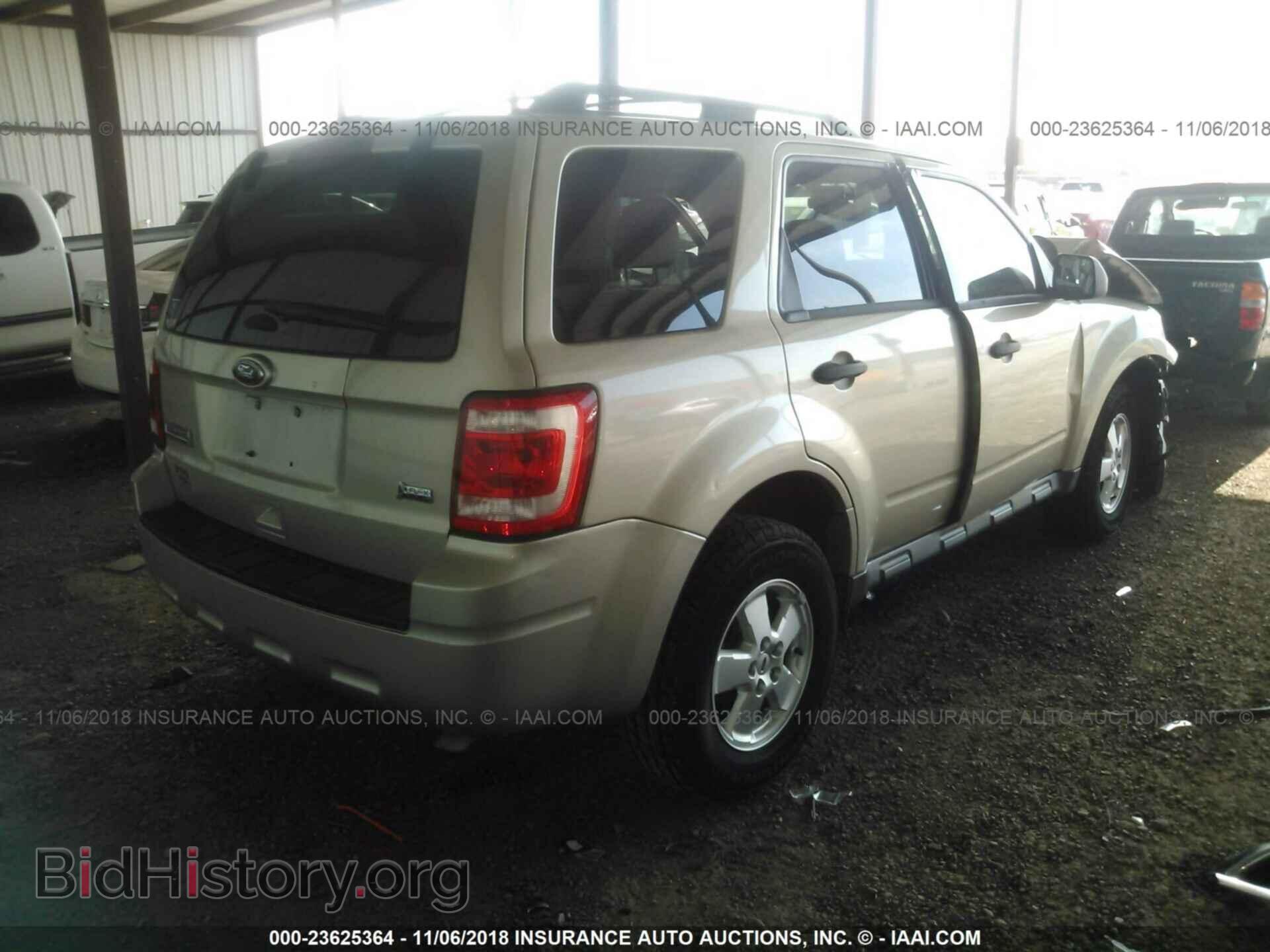 2011 Ford Escape - VIN: 1FMCU0DG5BKB65019 - Photo 4