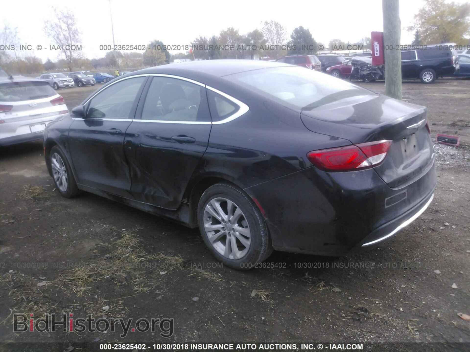 2015 Chrysler 200 - VIN: 1C3CCCAB1FN753557 - Photo 3