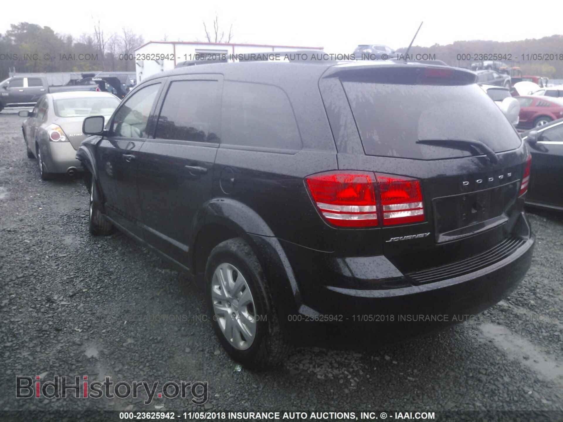 2016 Dodge Journey - VIN: 3C4PDCAB0GT138817 - Фото 3