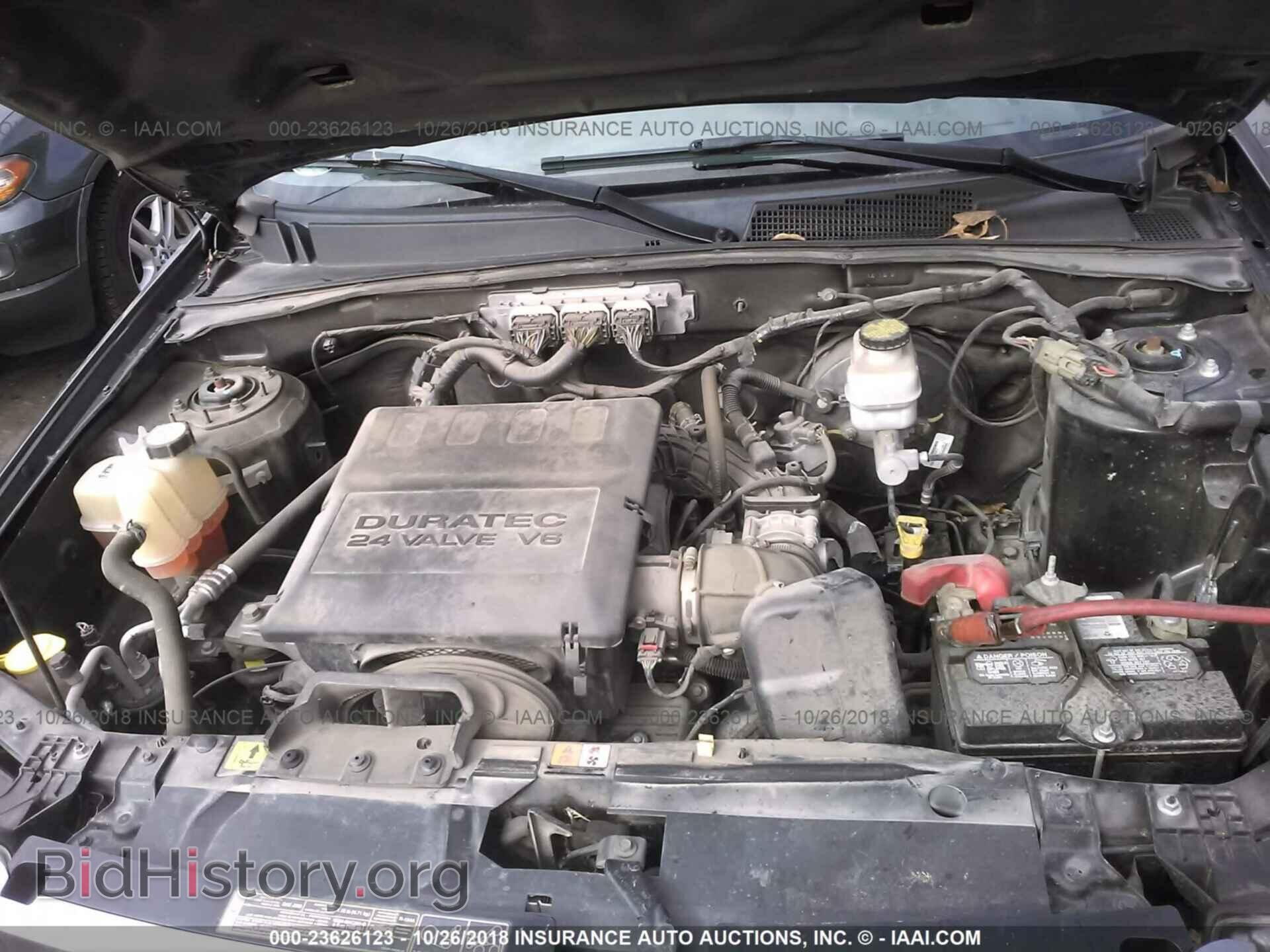 2011 Ford Escape - VIN: 1FMCU0EG0BKB27034 - Фото 10