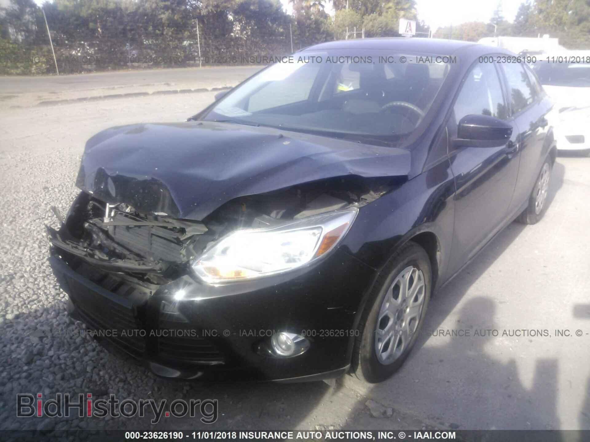 2012 Ford Focus - VIN: 1FAHP3F2XCL266059 - Photo 2