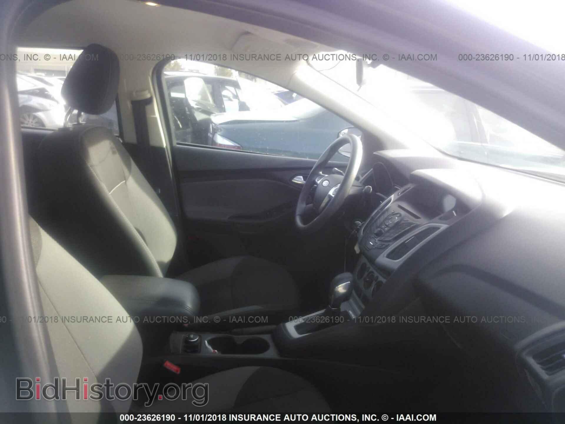 2012 Ford Focus - VIN: 1FAHP3F2XCL266059 - Photo 5