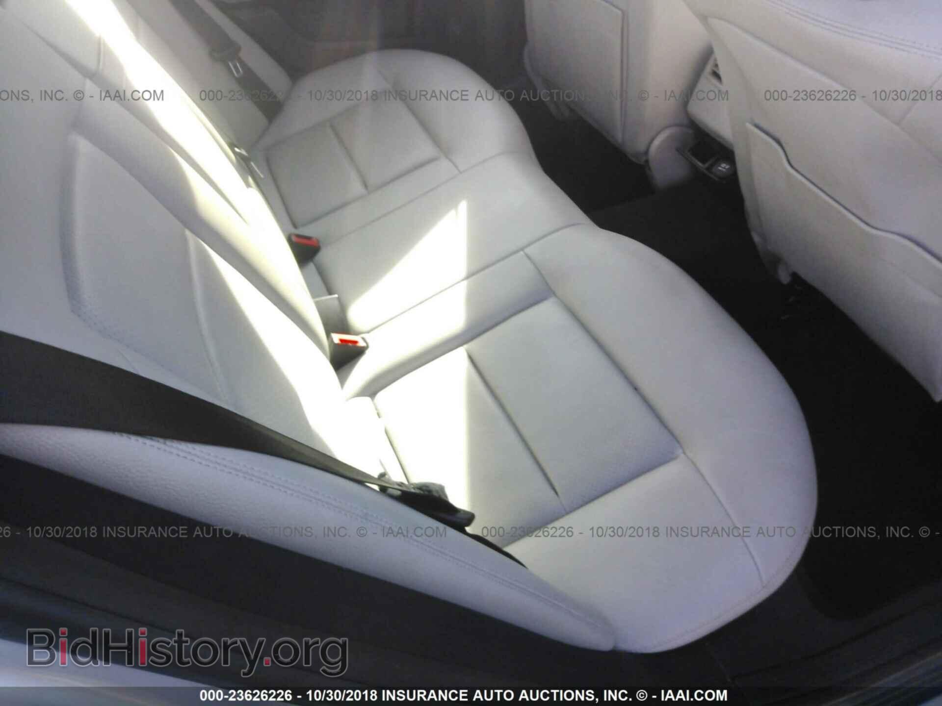 2011 MERCEDES-BENZ E - VIN: WDDHF8HB3BA309678 - Photo 8