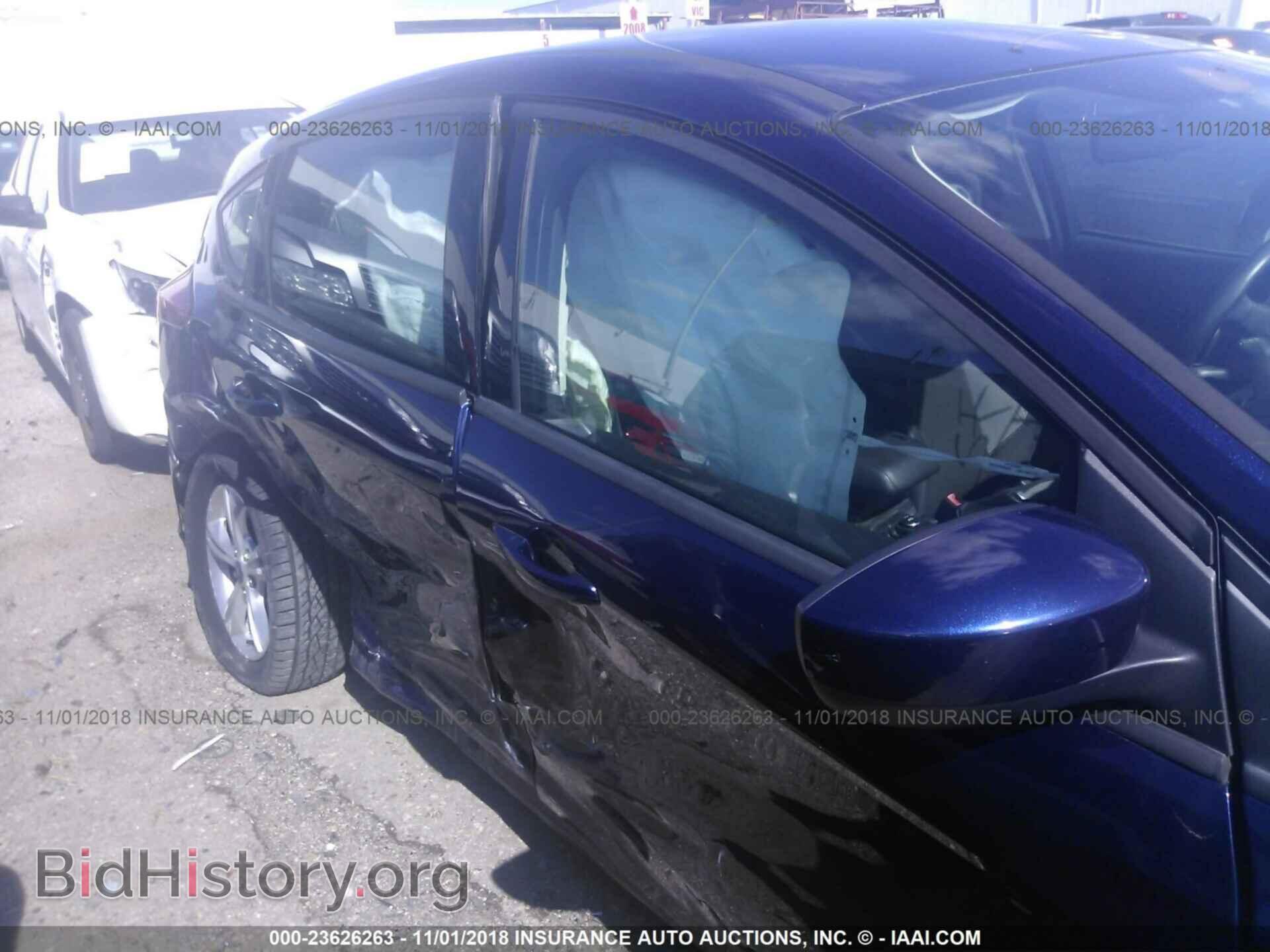 2012 Ford Focus - VIN: 1FAHP3K24CL122321 - Photo 6