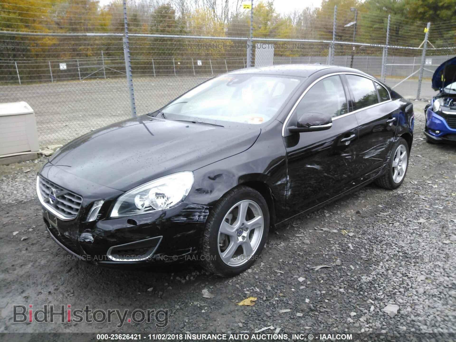 2013 Volvo S60 - VIN: YV1612FS6D2205936 - Фото 2