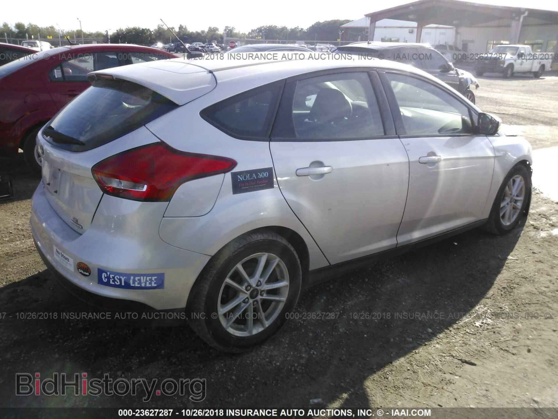 2015 Ford Focus - VIN: 1FADP3K26FL223895 - Photo 4