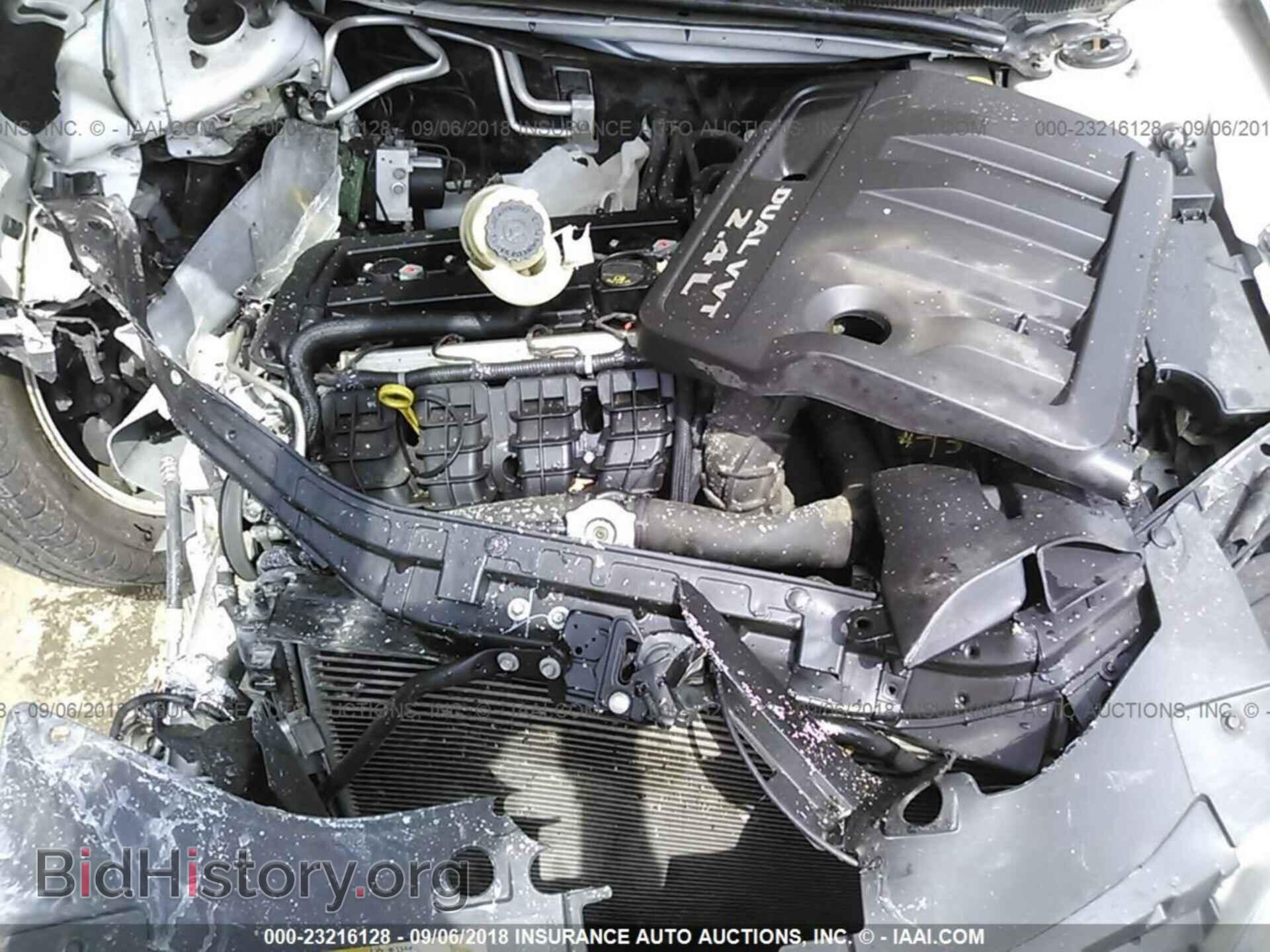 2014 CHRYSLER 200 - VIN: 1C3CCBBB7EN127700 - Photo 10