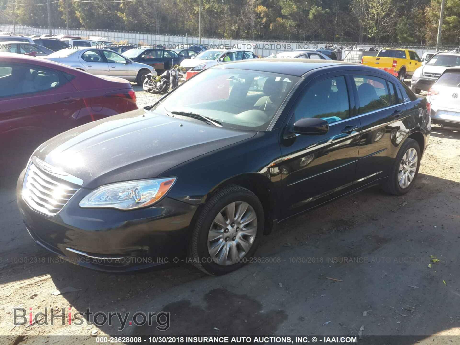 2012 Chrysler 200 - VIN: 1C3CCBAB9CN201925 - Фото 2