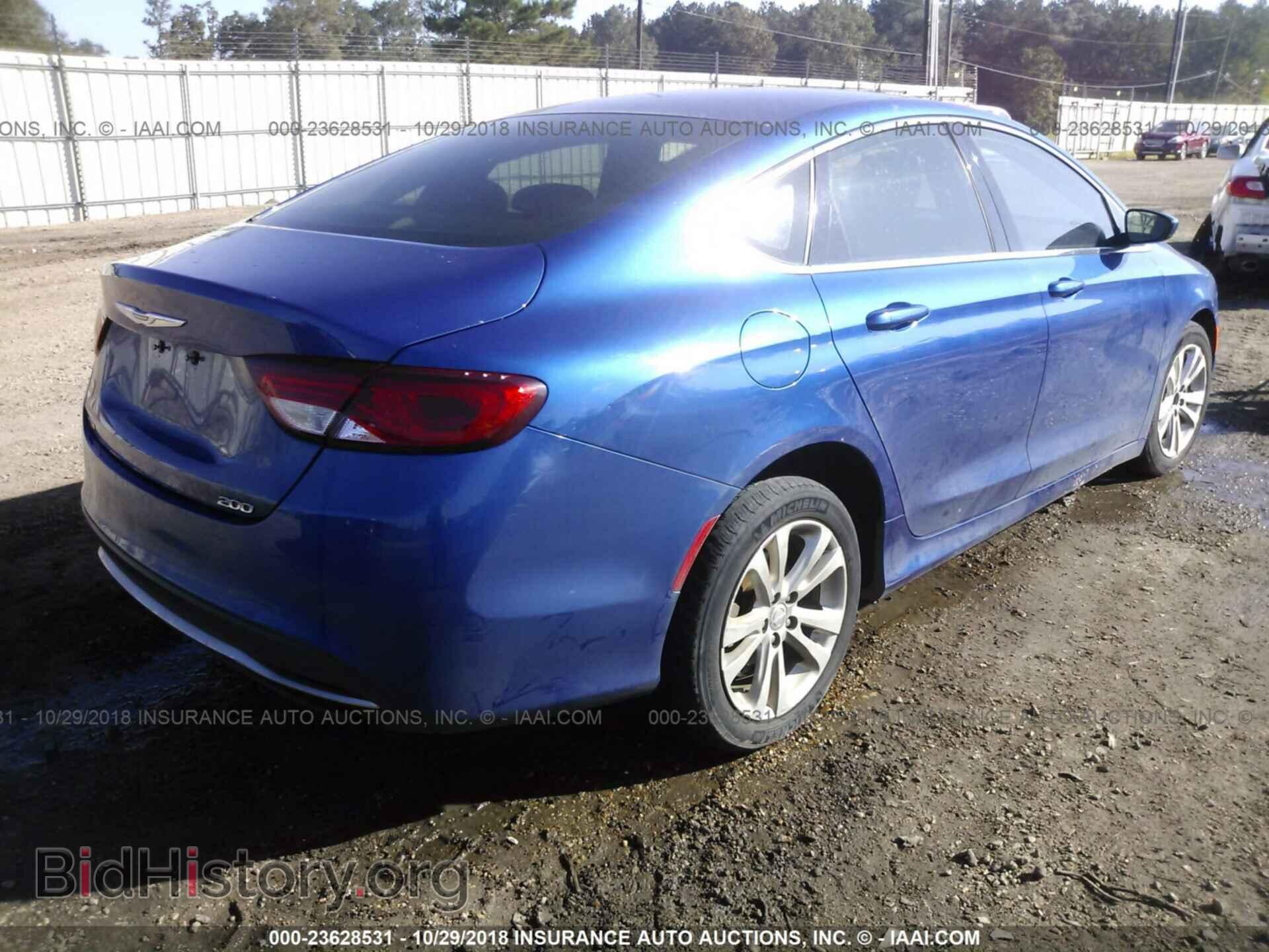 2015 Chrysler 200 - VIN: 1C3CCCAB5FN576995 - Photo 4