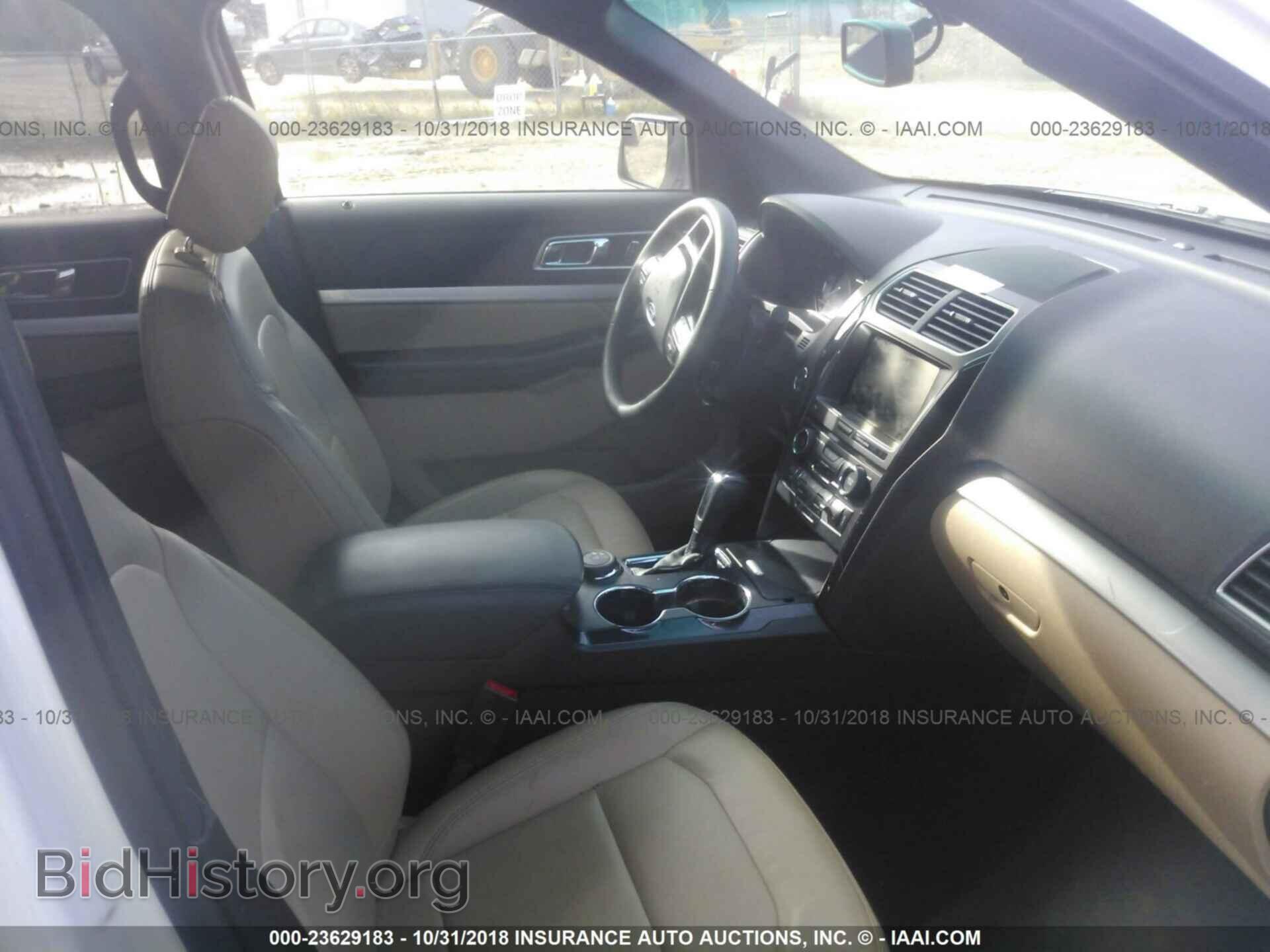 2016 Ford Explorer - VIN: 1FM5K8D85GGB53632 - Photo 5