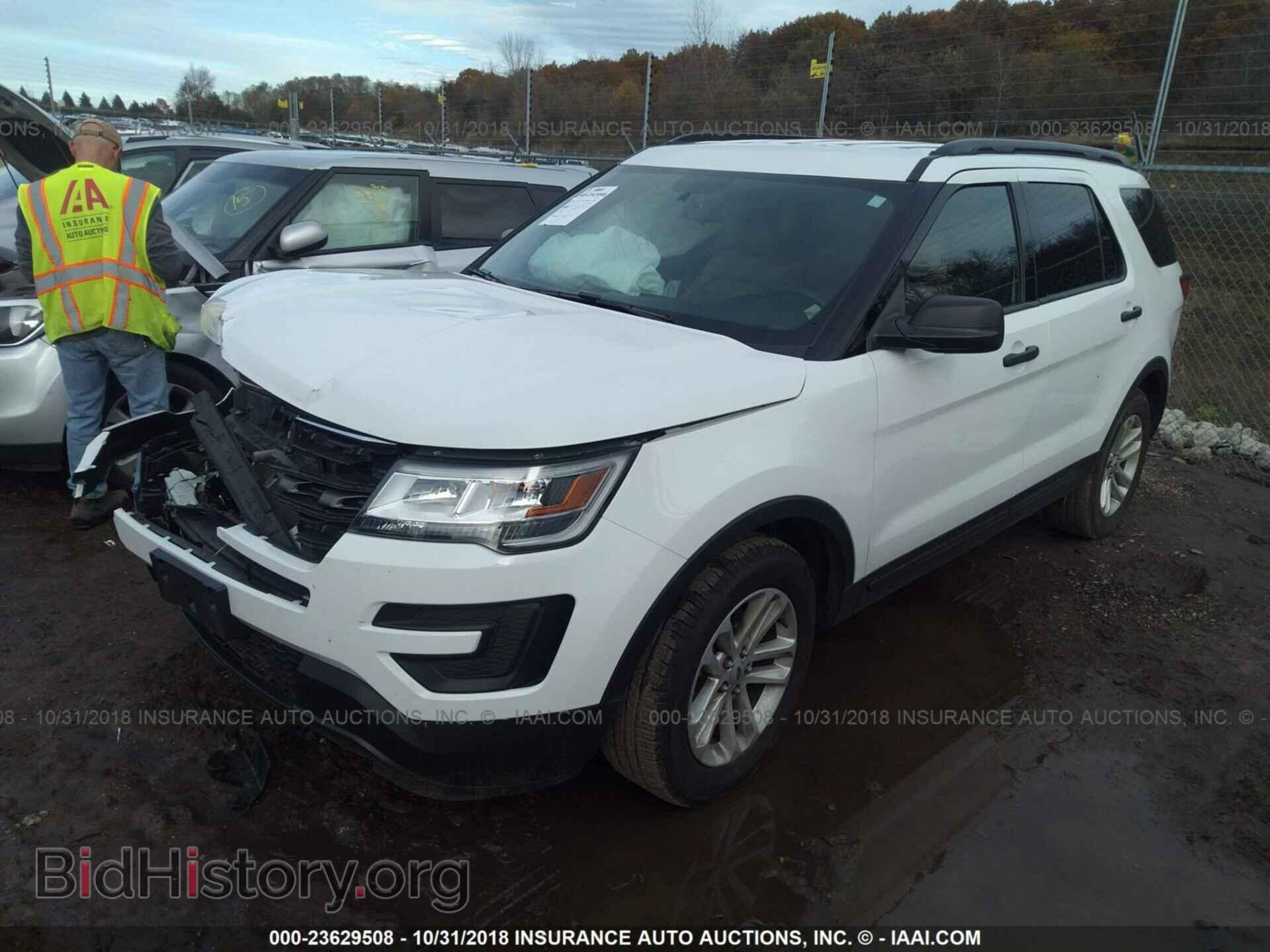 2017 Ford Explorer - VIN: 1FM5K7B84HGD01025 - Photo 2