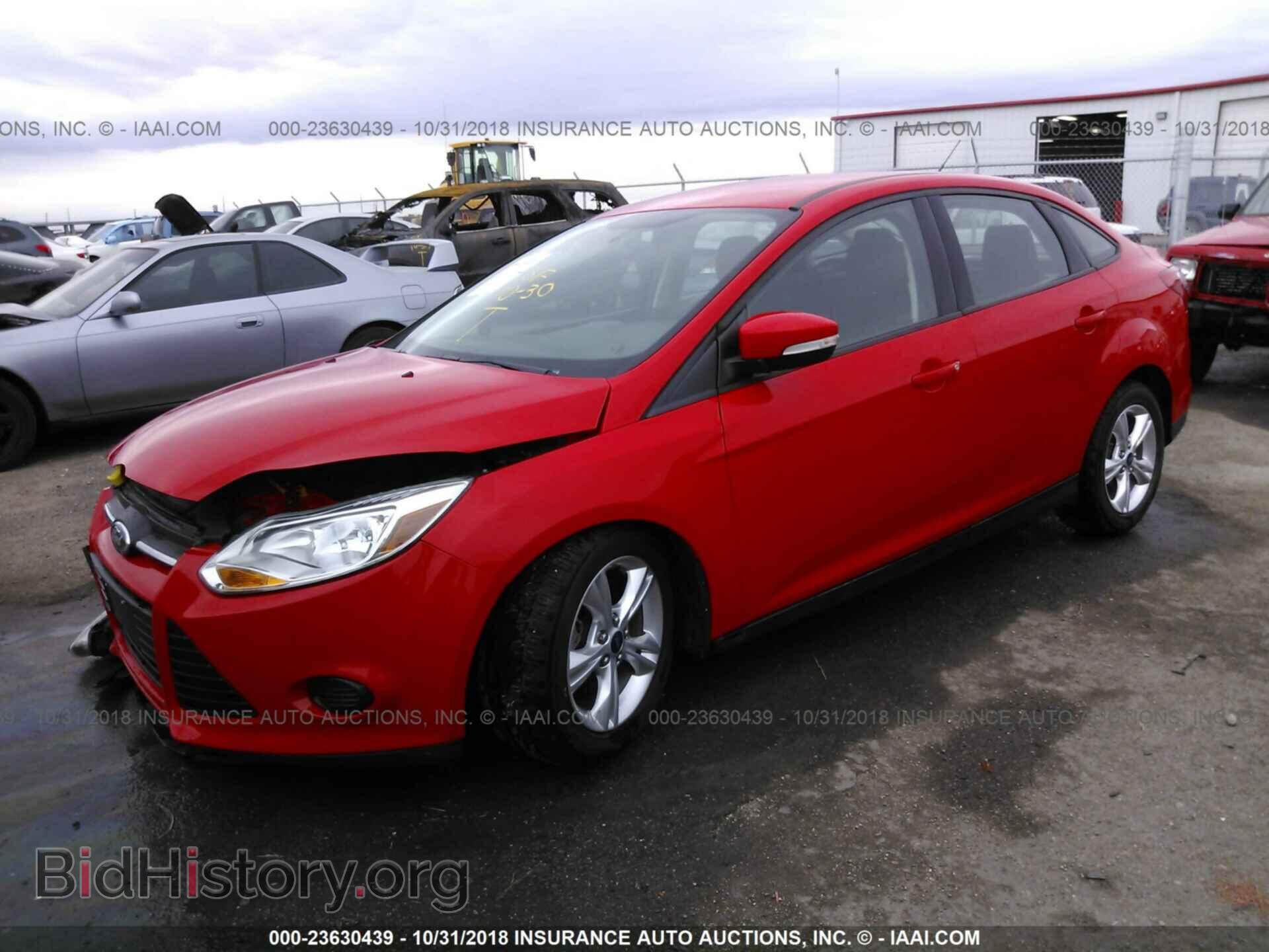 2014 Ford Focus - VIN: 1FADP3F22EL381501 - Photo 2