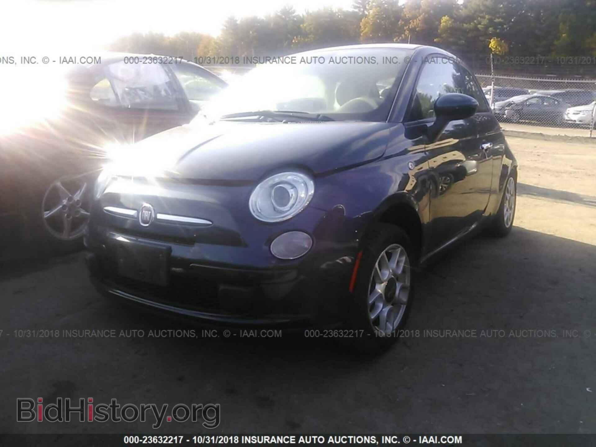 2015 Fiat 500 - VIN: 3C3CFFAR2FT520101 - Photo 2