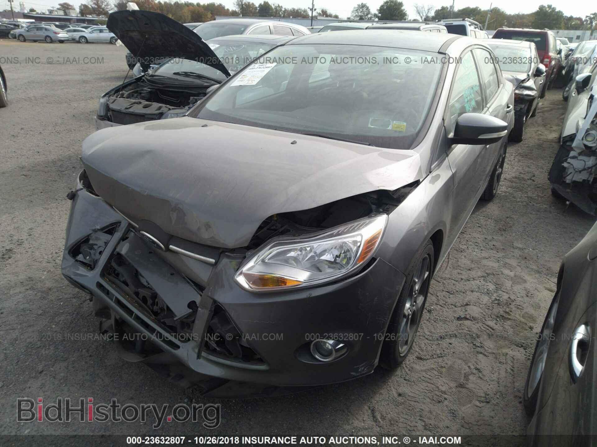 2013 Ford Focus - VIN: 1FADP3F20DL294002 - Фото 2