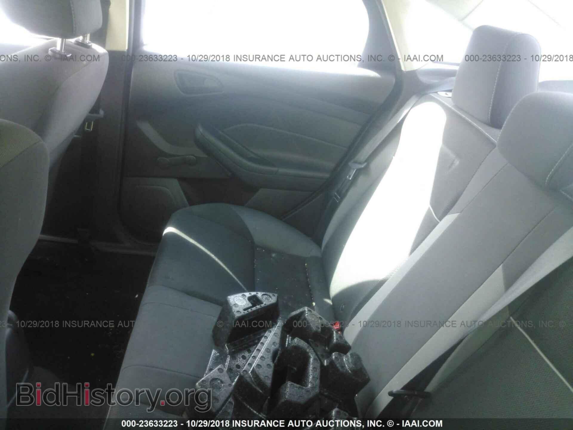 2012 Ford Focus - VIN: 1FAHP3E25CL390564 - Photo 8