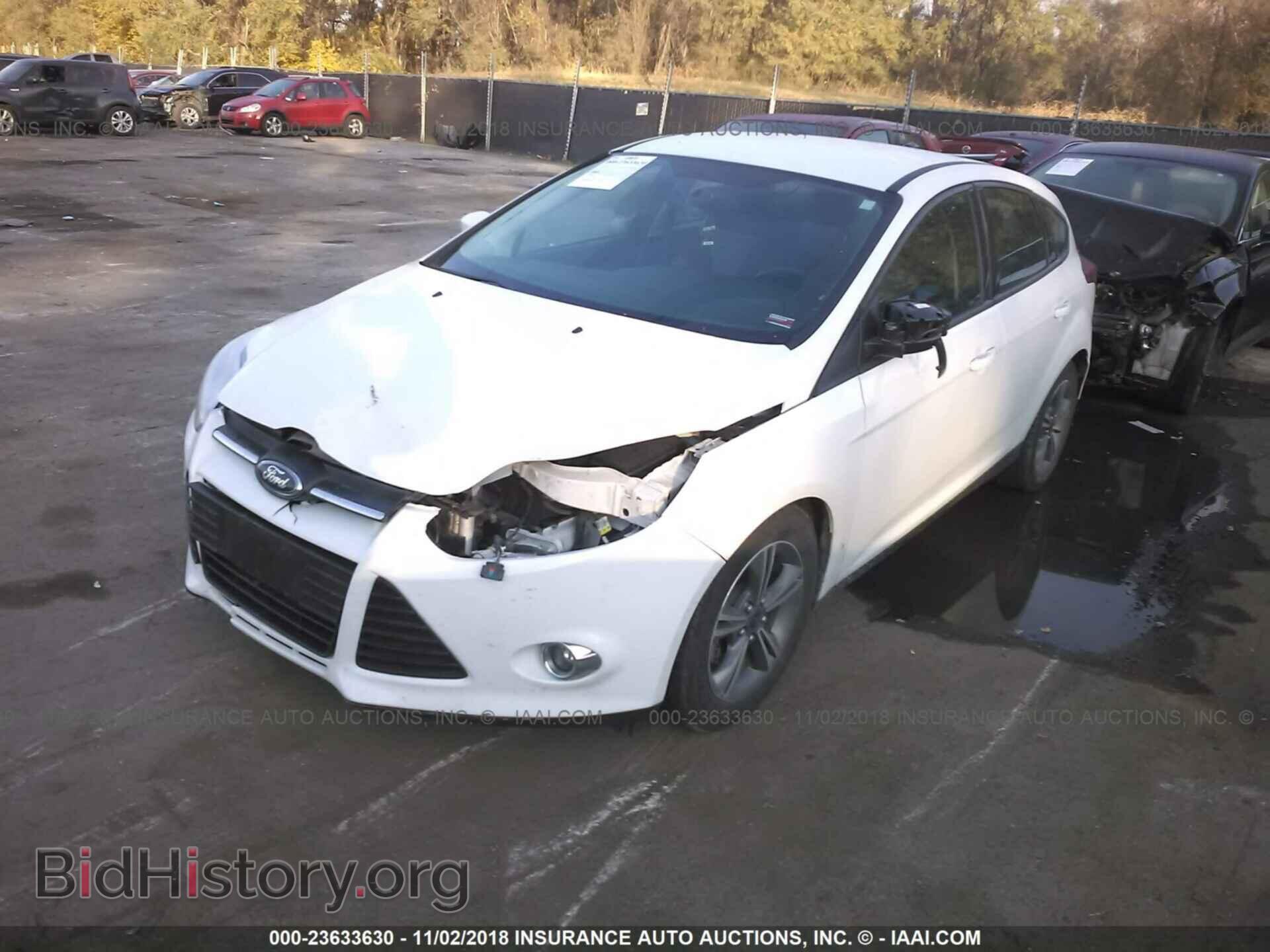 2014 Ford Focus - VIN: 1FADP3K23EL284636 - Фото 2