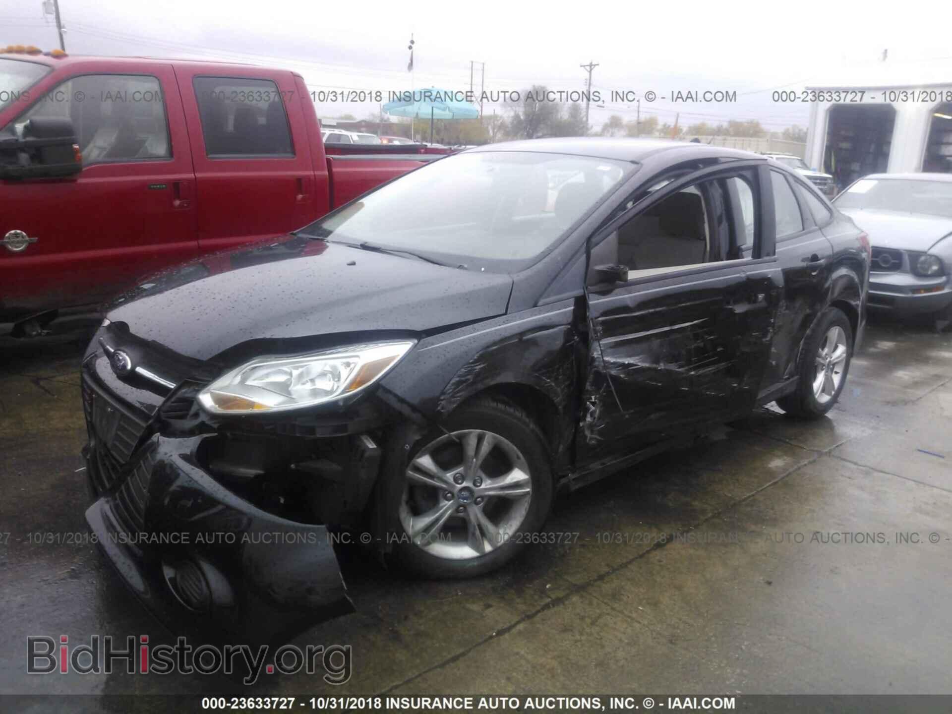 2014 Ford Focus - VIN: 1FADP3F26EL203364 - Photo 2