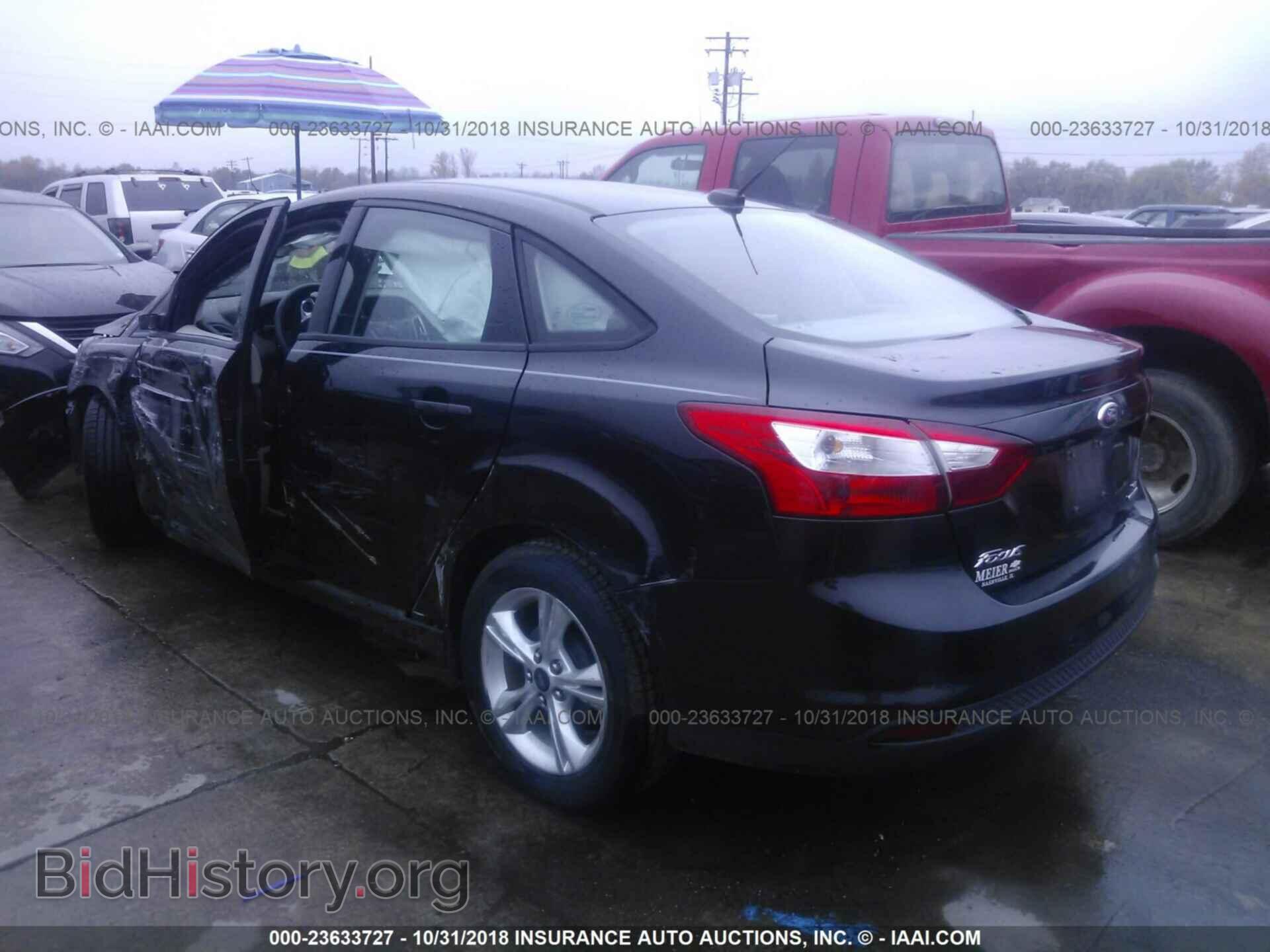 2014 Ford Focus - VIN: 1FADP3F26EL203364 - Photo 3