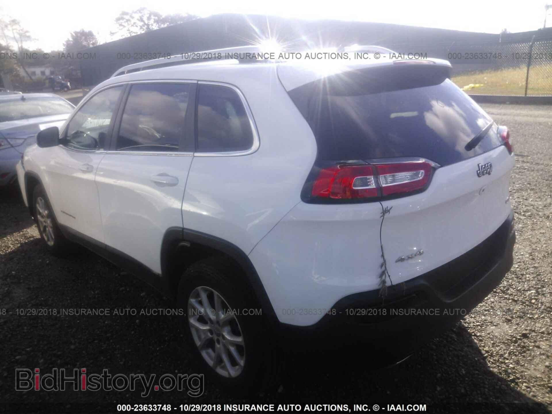 2015 Jeep Cherokee - VIN: 1C4PJMCS0FW588858 - Фото 3