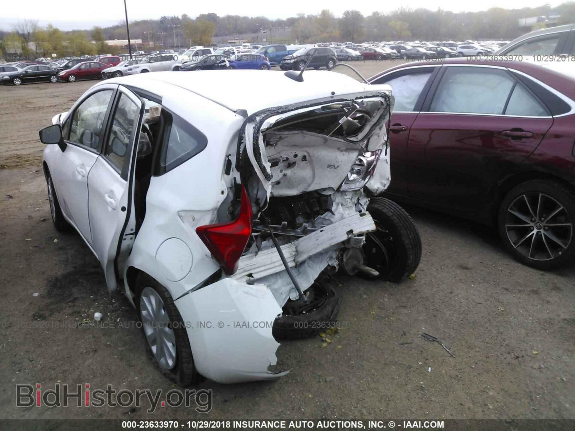 2016 Nissan Versa note - VIN: 3N1CE2CP4GL357751 - Фото 3
