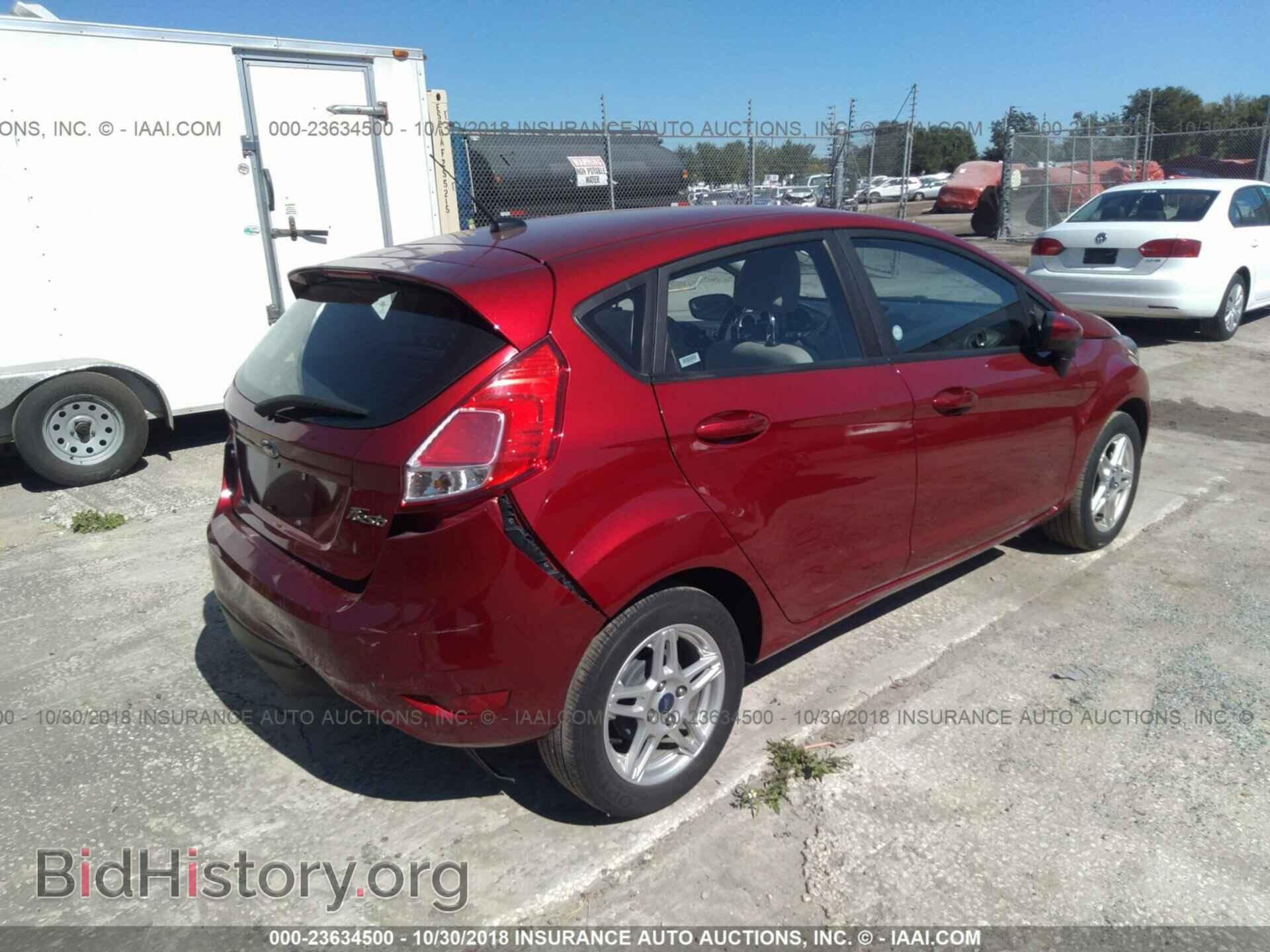 2017 Ford Fiesta - VIN: 3FADP4EJ9HM116074 - Photo 4
