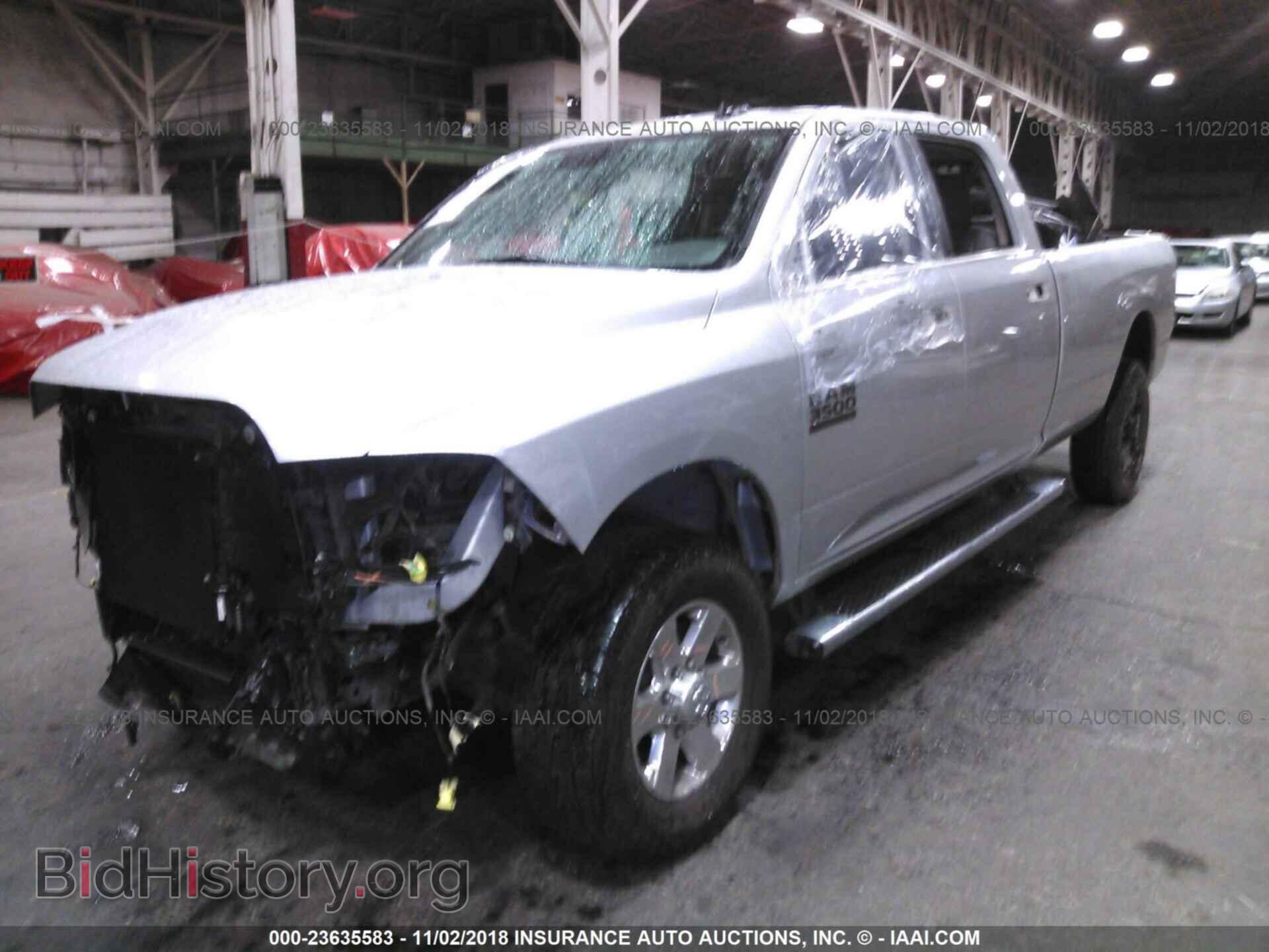 2013 Ram 3500 - VIN: 3C63R3HL6DG558382 - Фото 2