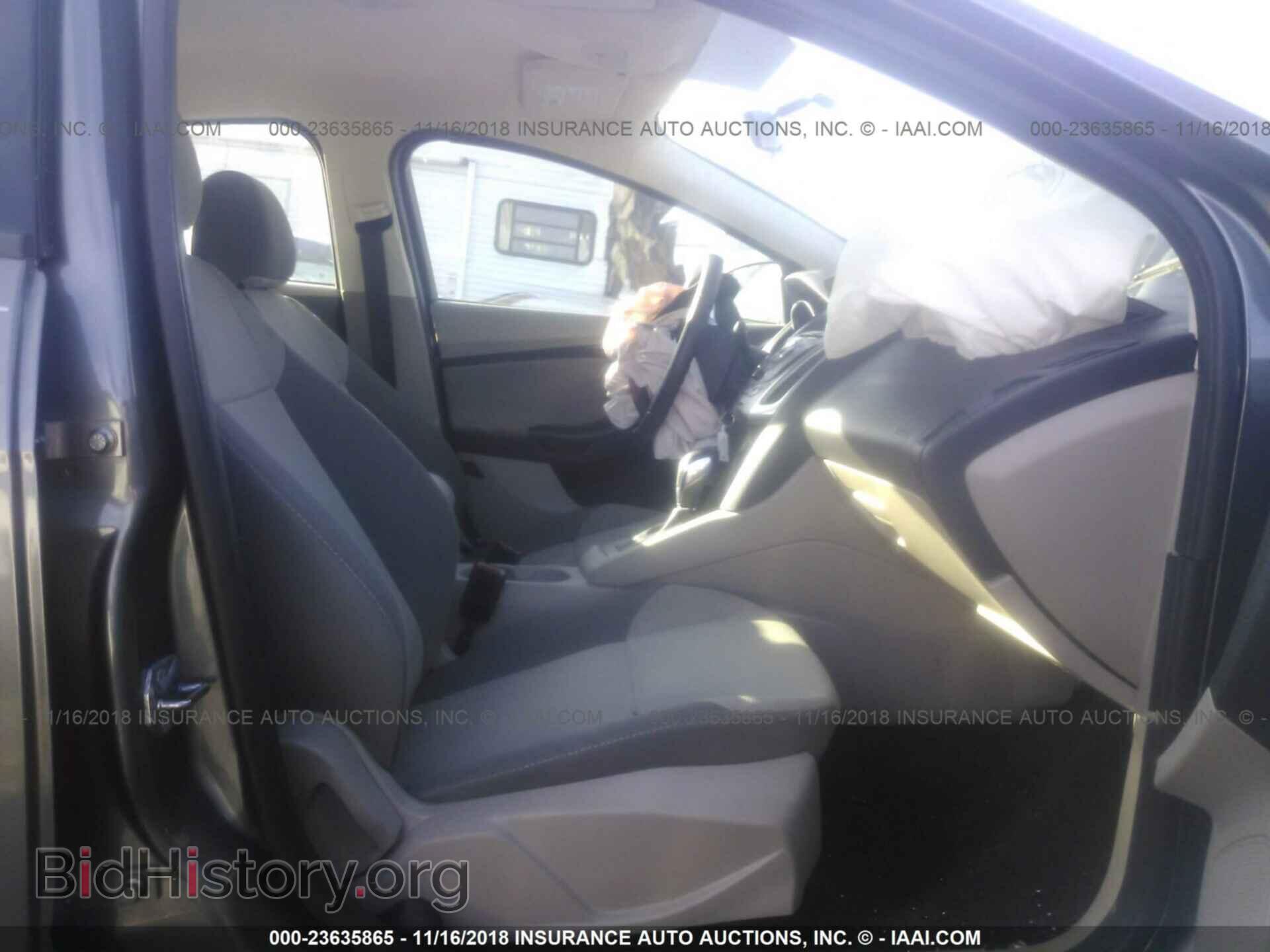 2013 Ford Focus - VIN: 1FADP3K26DL136043 - Photo 5