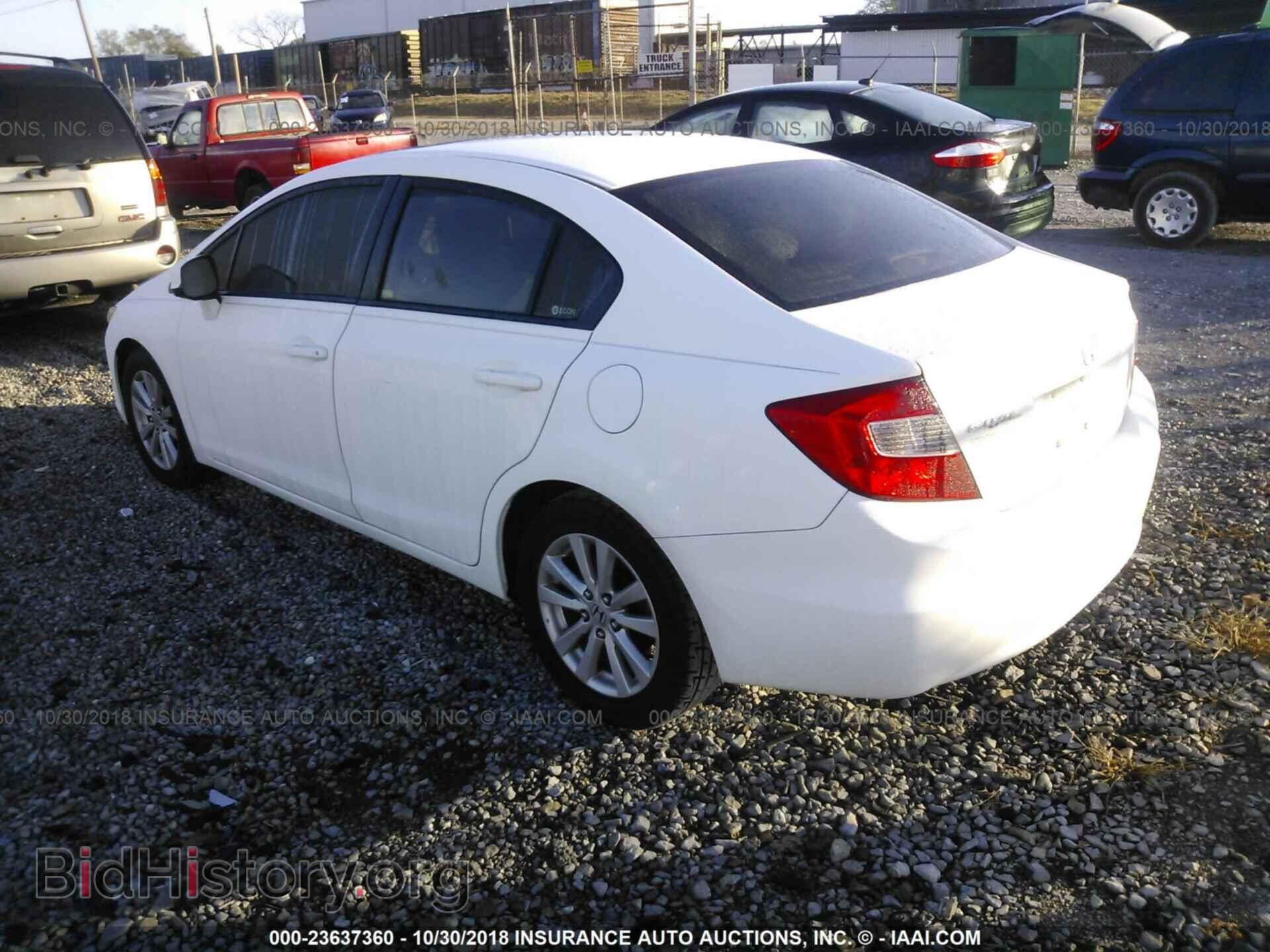 2012 Honda Civic - VIN: 19XFB2F88CE033305 - Photo 3