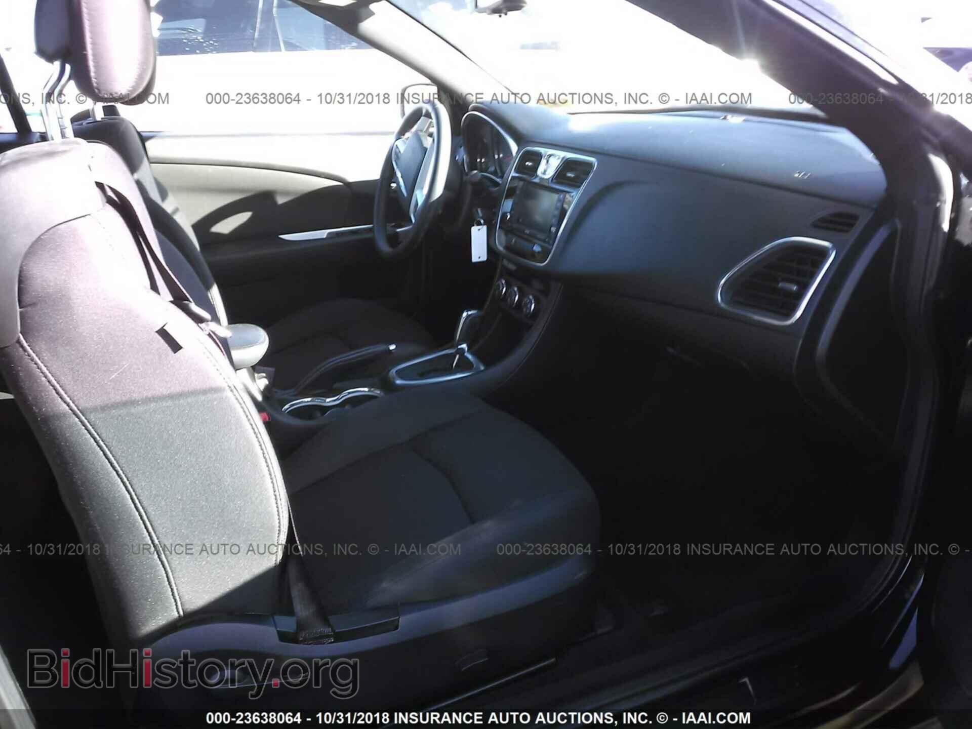 2014 Chrysler 200 - VIN: 1C3BCBEG4EN150418 - Photo 5