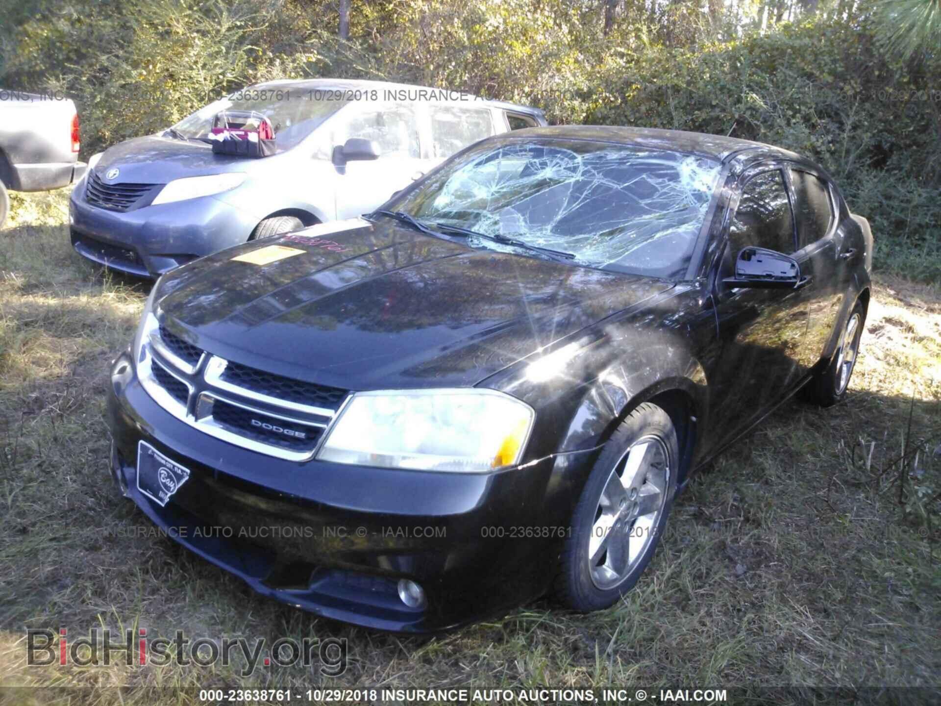 2011 Dodge Avenger - VIN: 1B3BD2FG5BN578888 - Photo 2