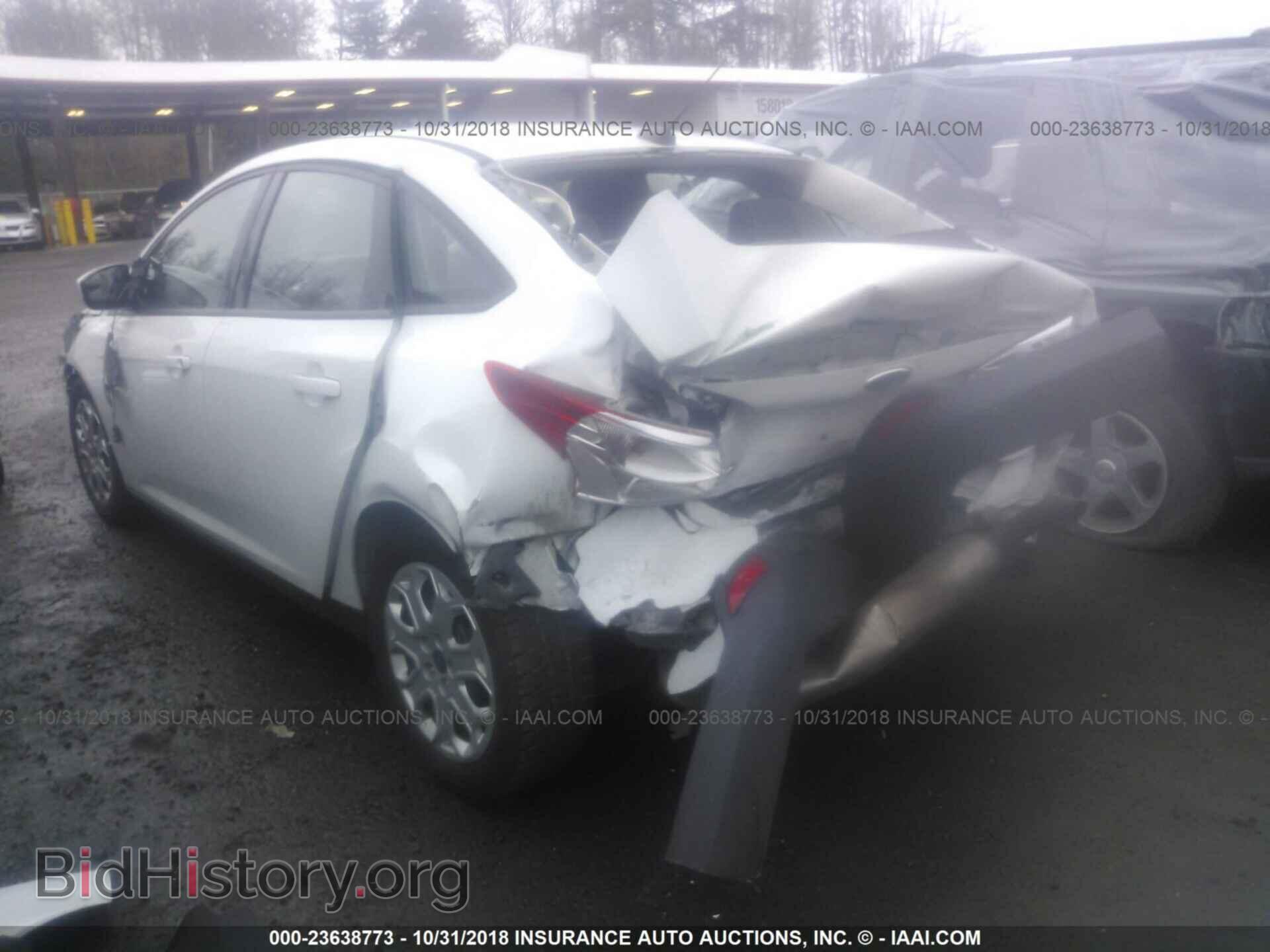 2012 Ford Focus - VIN: 1FAHP3F26CL211799 - Photo 3