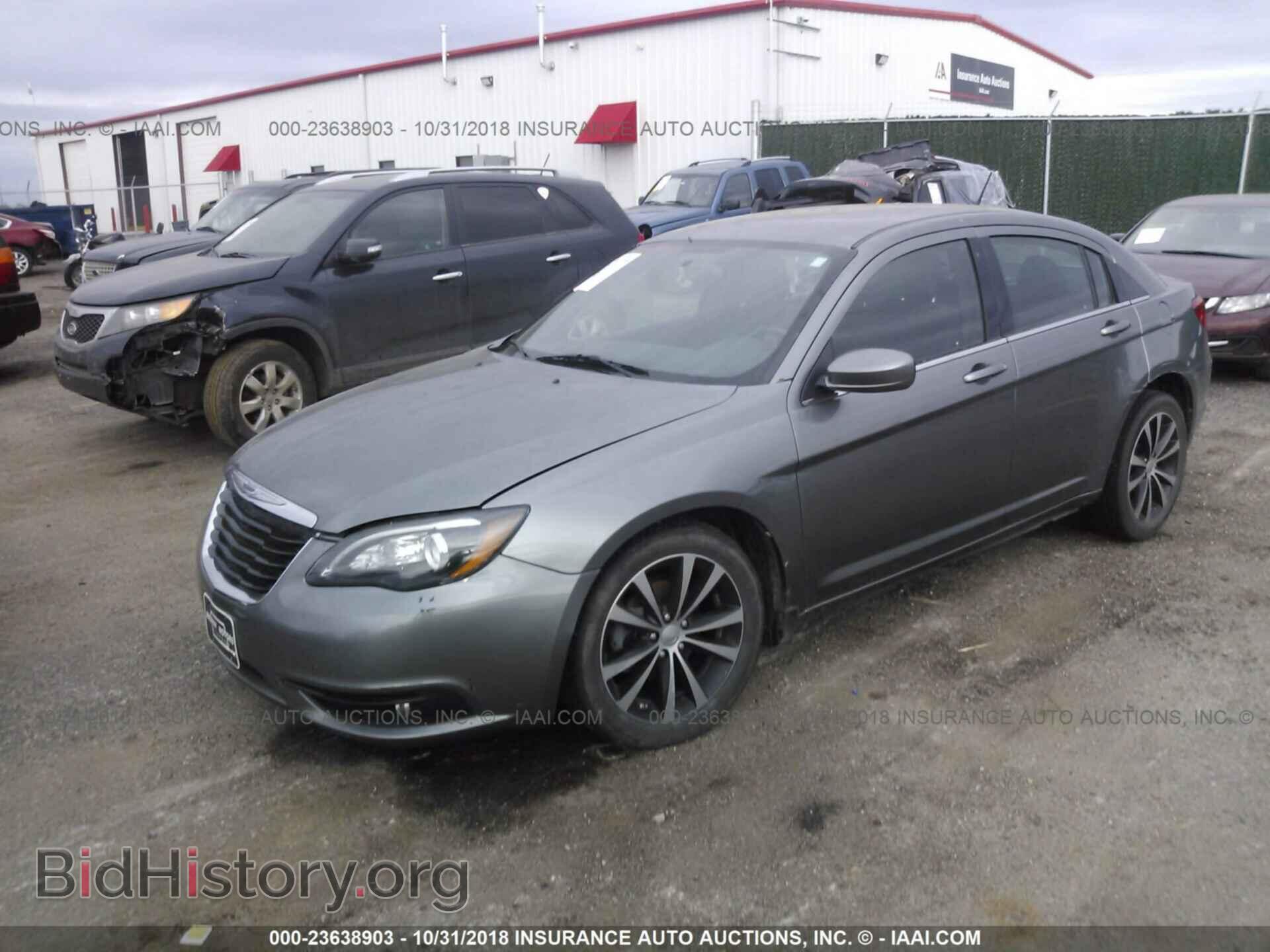 2013 CHRYSLER 200 - VIN: 1C3CCBBB9DN595250 - Фото 2