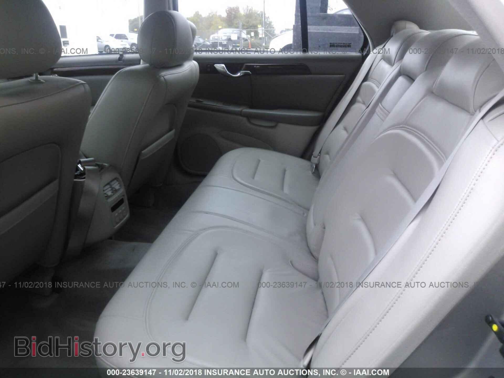 2000 CADILLAC DEVILLE - VIN: 1G6KD54Y3YU187039 - Photo 8