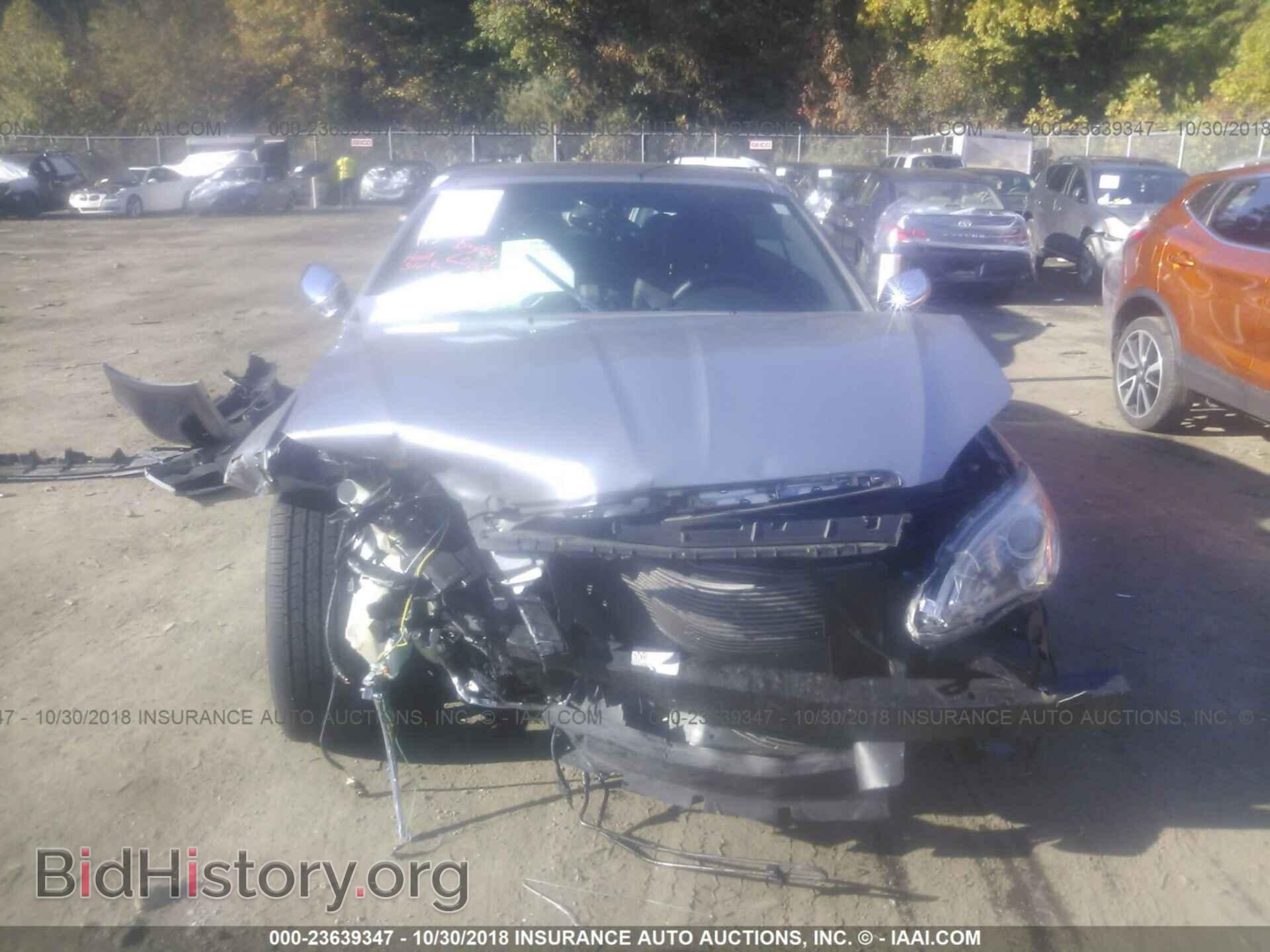 2013 Chrysler 200 - VIN: 1C3BCBFG2DN683476 - Фото 6