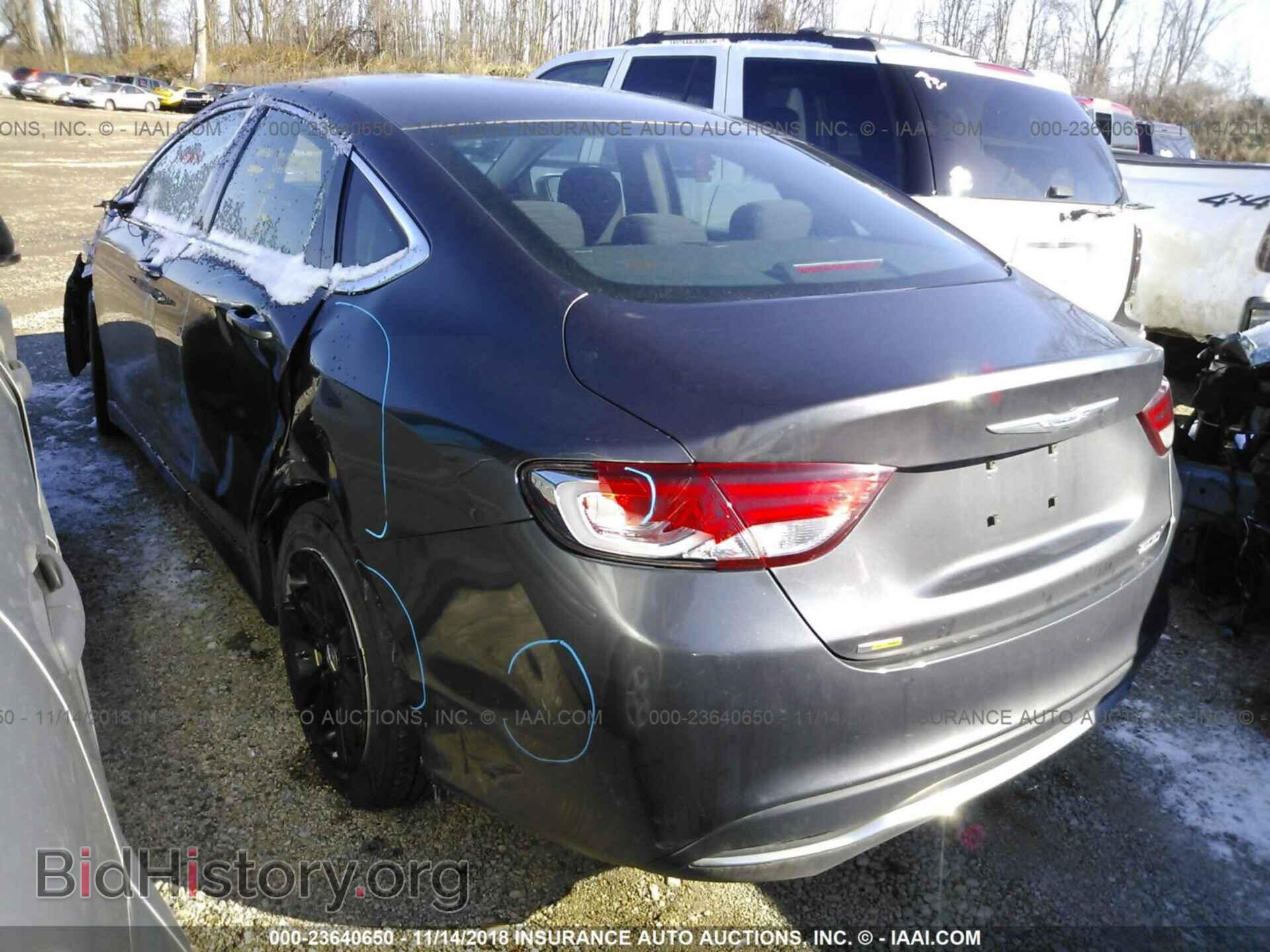 2015 Chrysler 200 - VIN: 1C3CCCAB4FN575871 - Photo 3