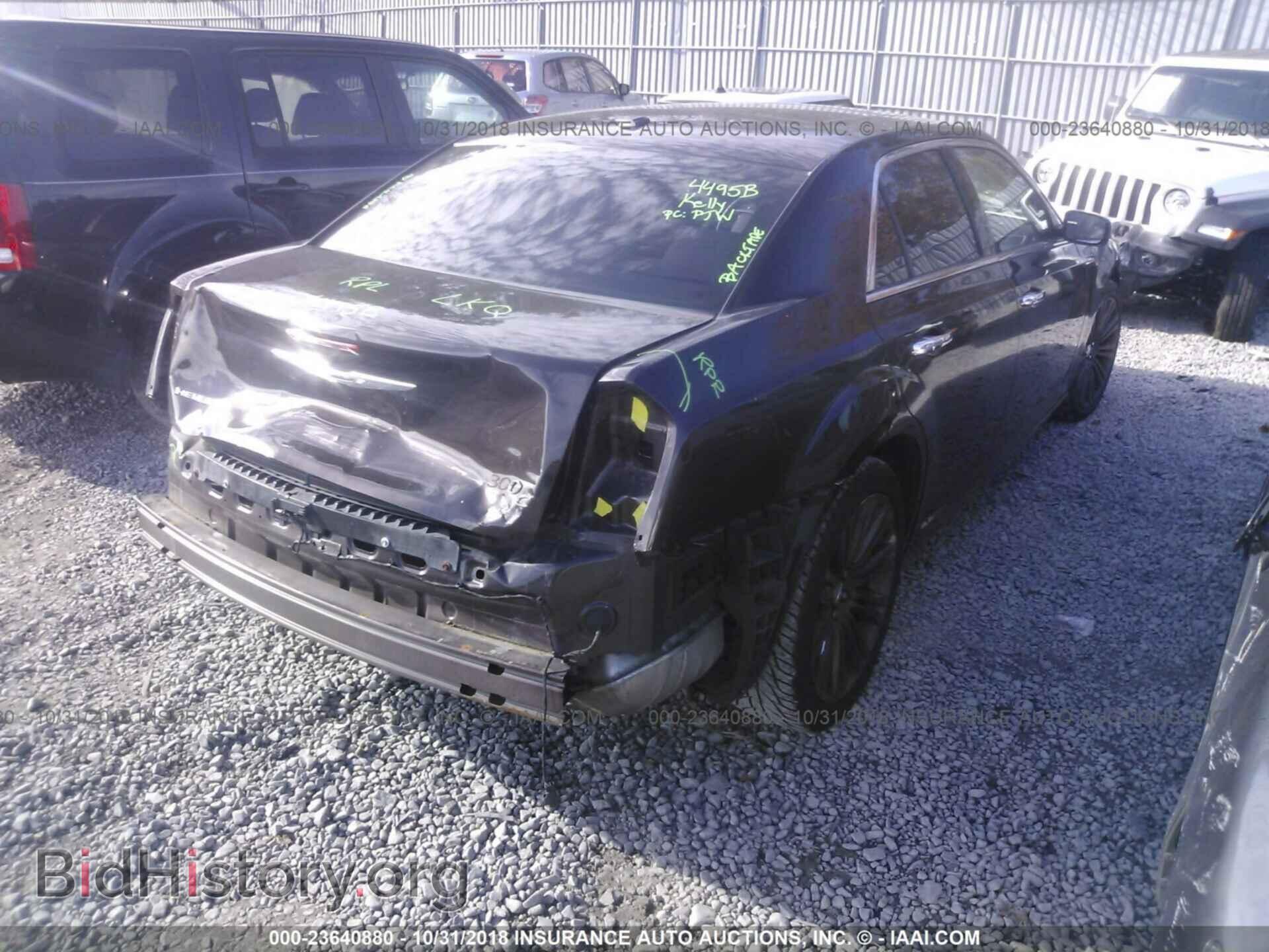 2012 CHRYSLER 300C - VIN: 2C3CCAET1CH209636 - Фото 4