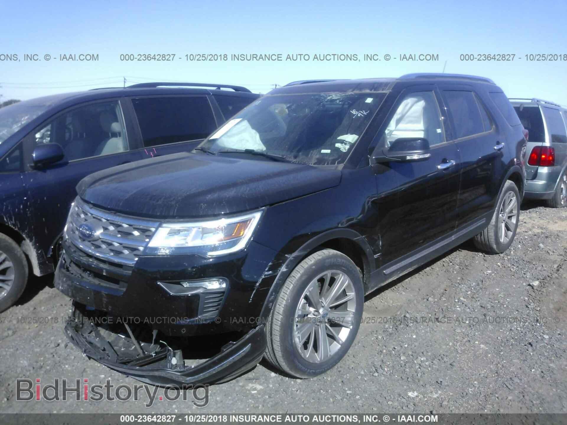 2018 Ford Explorer - VIN: 1FM5K8F82JGC16478 - Фото 2