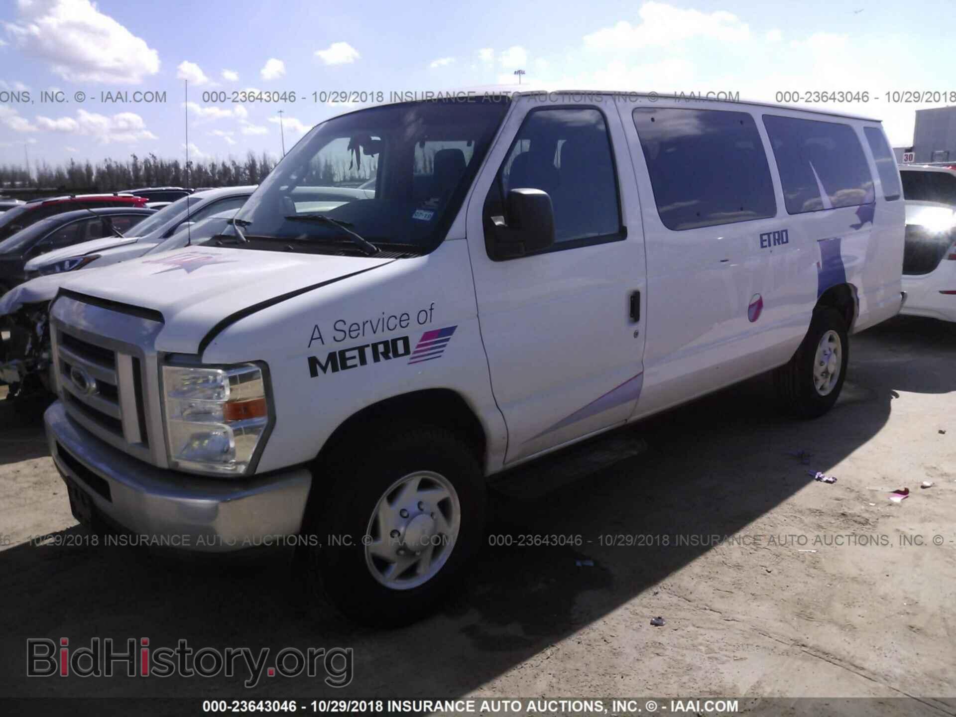 2013 Ford Econoline - VIN: 1FDSS3BL5DDB03663 - Фото 2