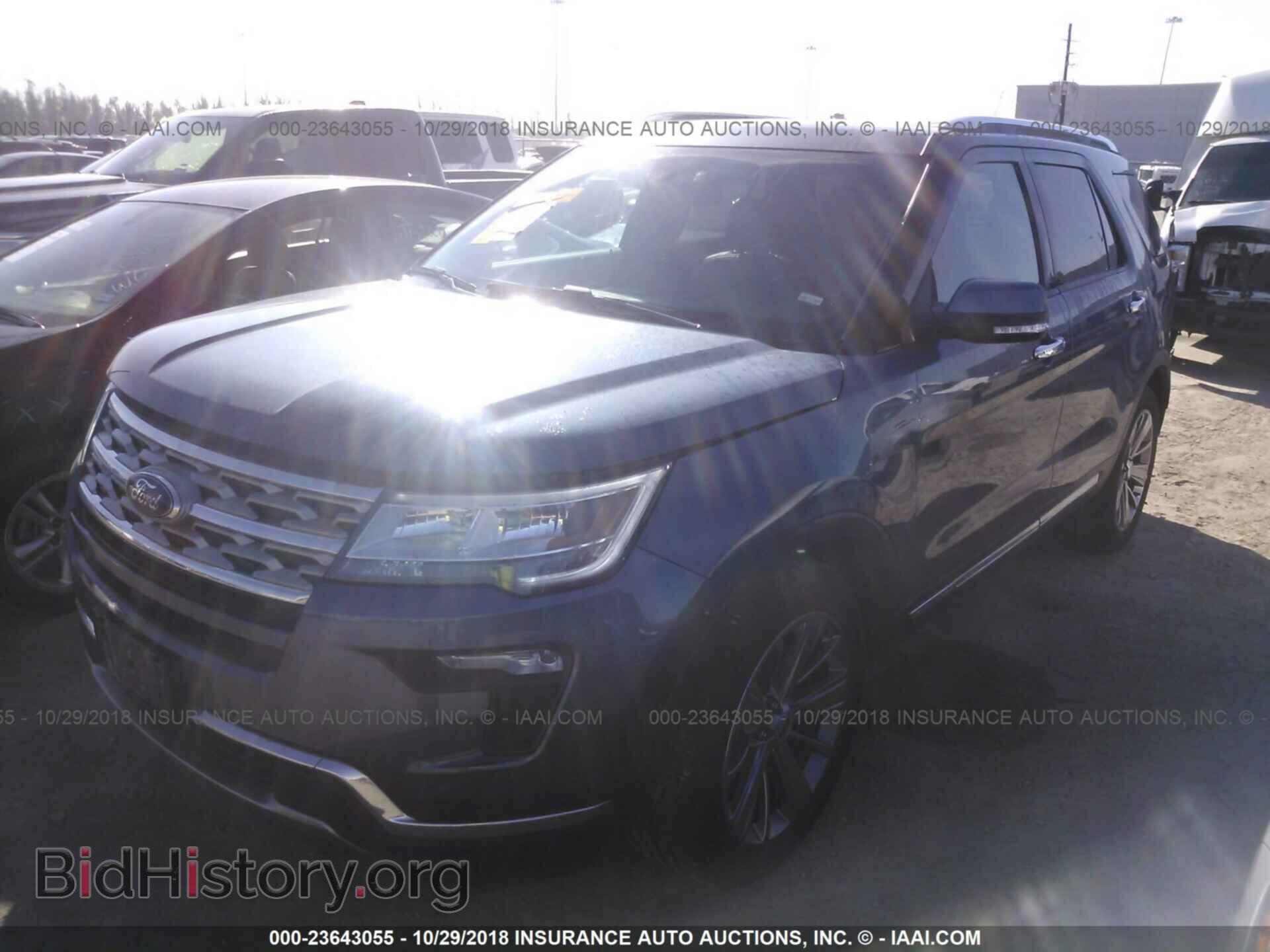 2018 Ford Explorer - VIN: 1FM5K7F85JGB32911 - Photo 2