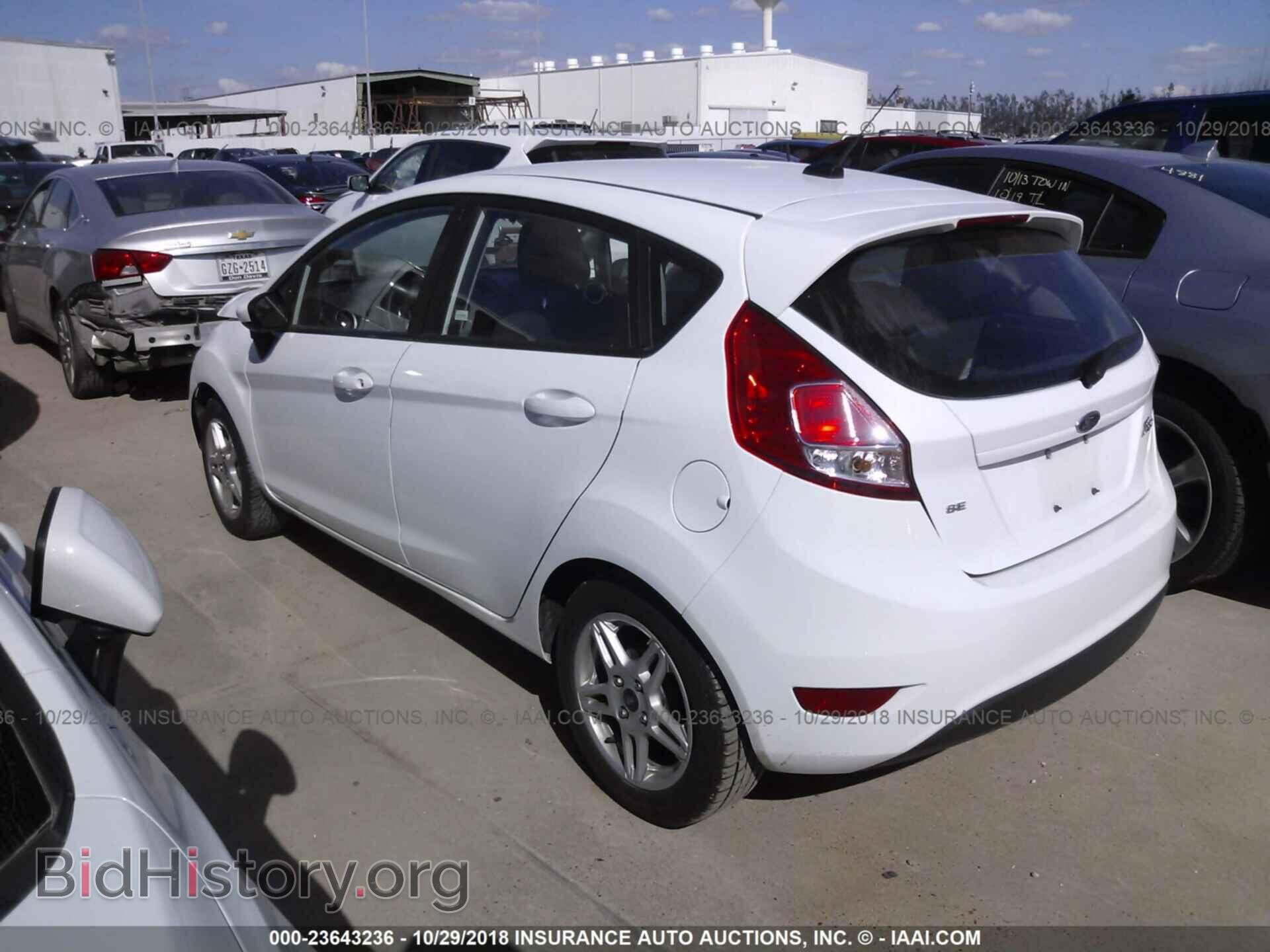 2017 Ford Fiesta - VIN: 3FADP4EJ4HM118962 - Photo 3